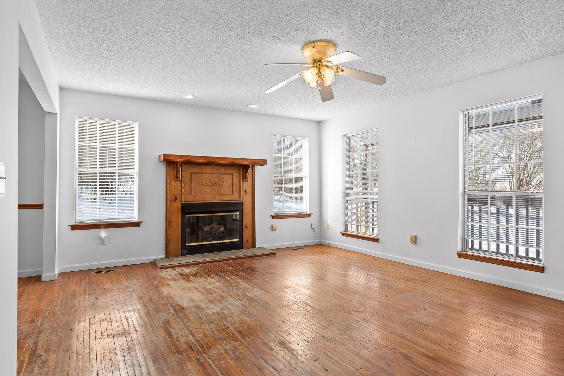 14319 Bluffview Drive