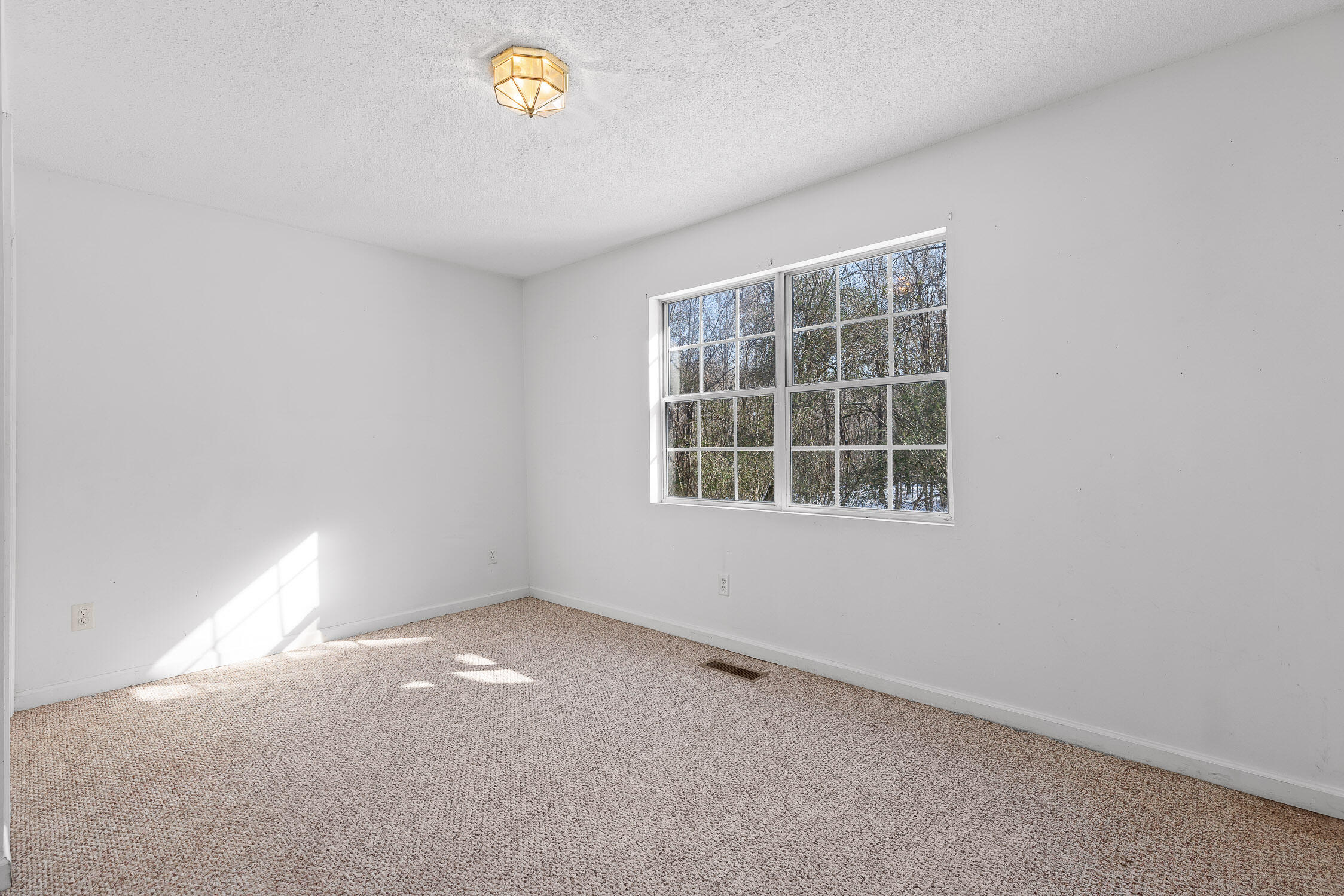 14319 Bluffview Drive
