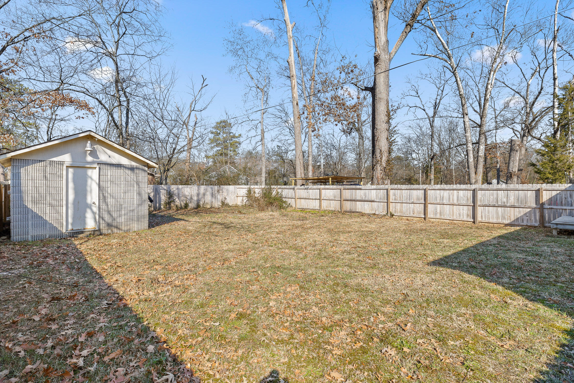 123 N Lovell Avenue