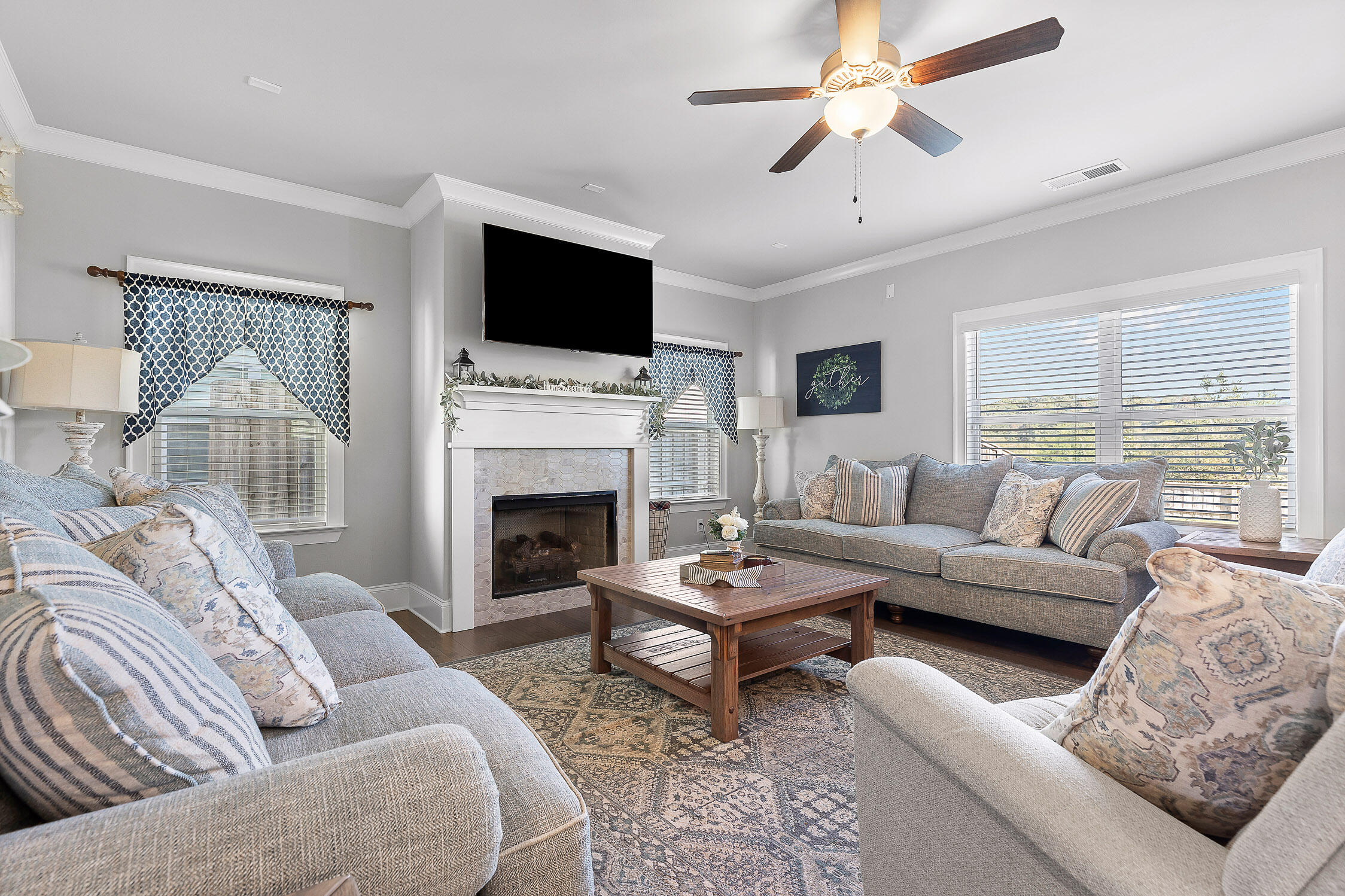 10838 Prairie Lake Drive