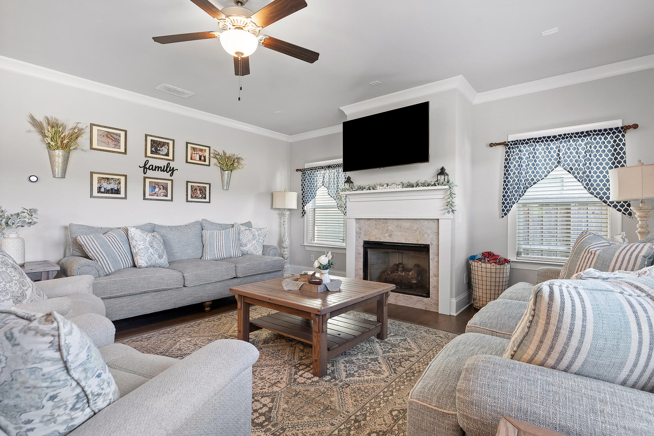 10838 Prairie Lake Drive