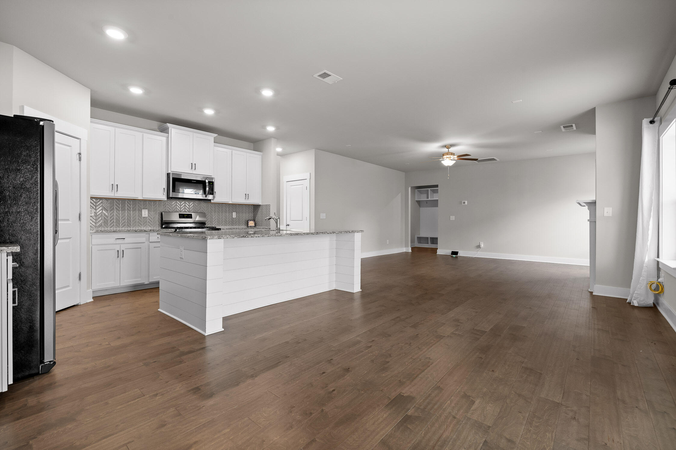 4787 Wellesley Drive