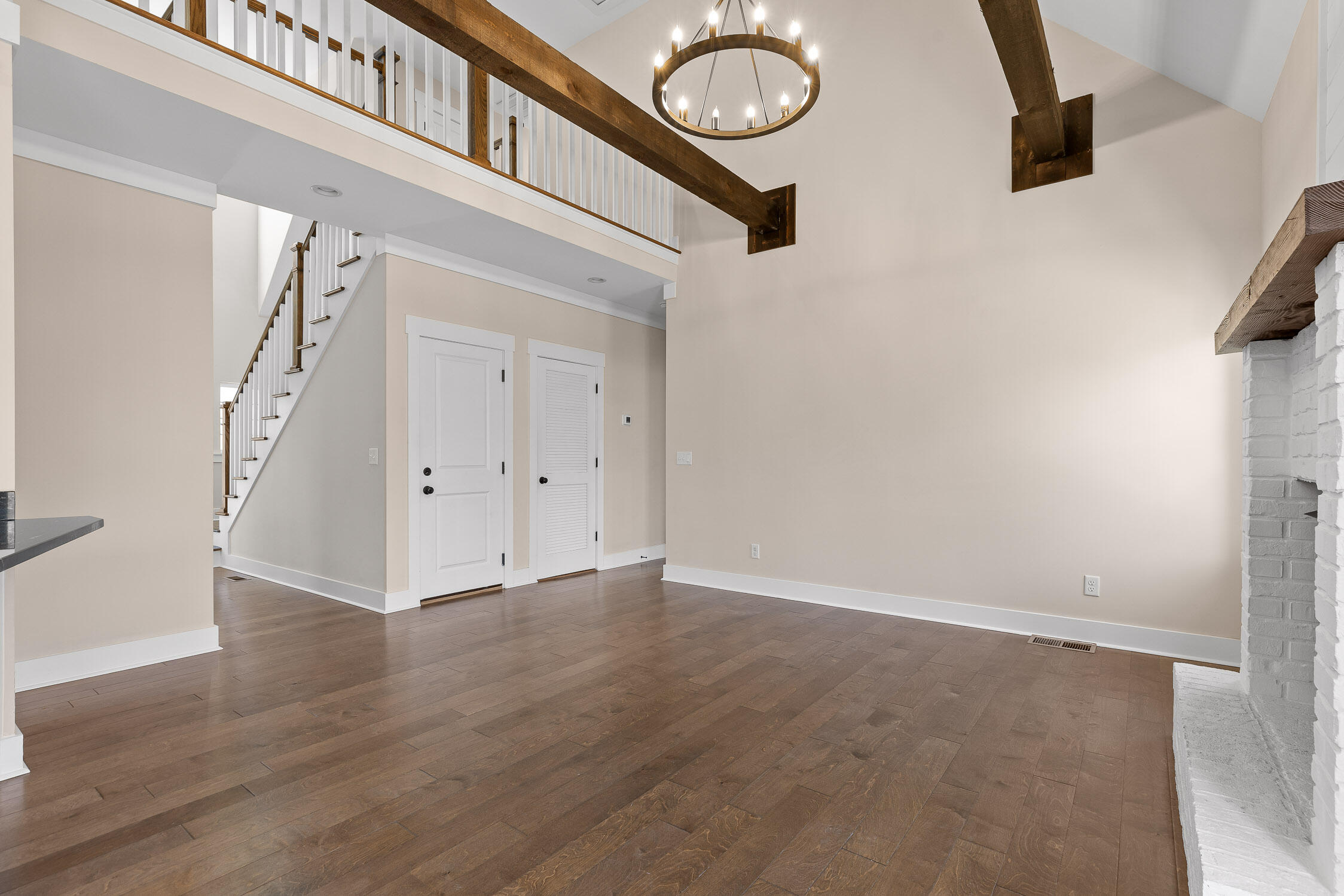 7293 Ron Road
