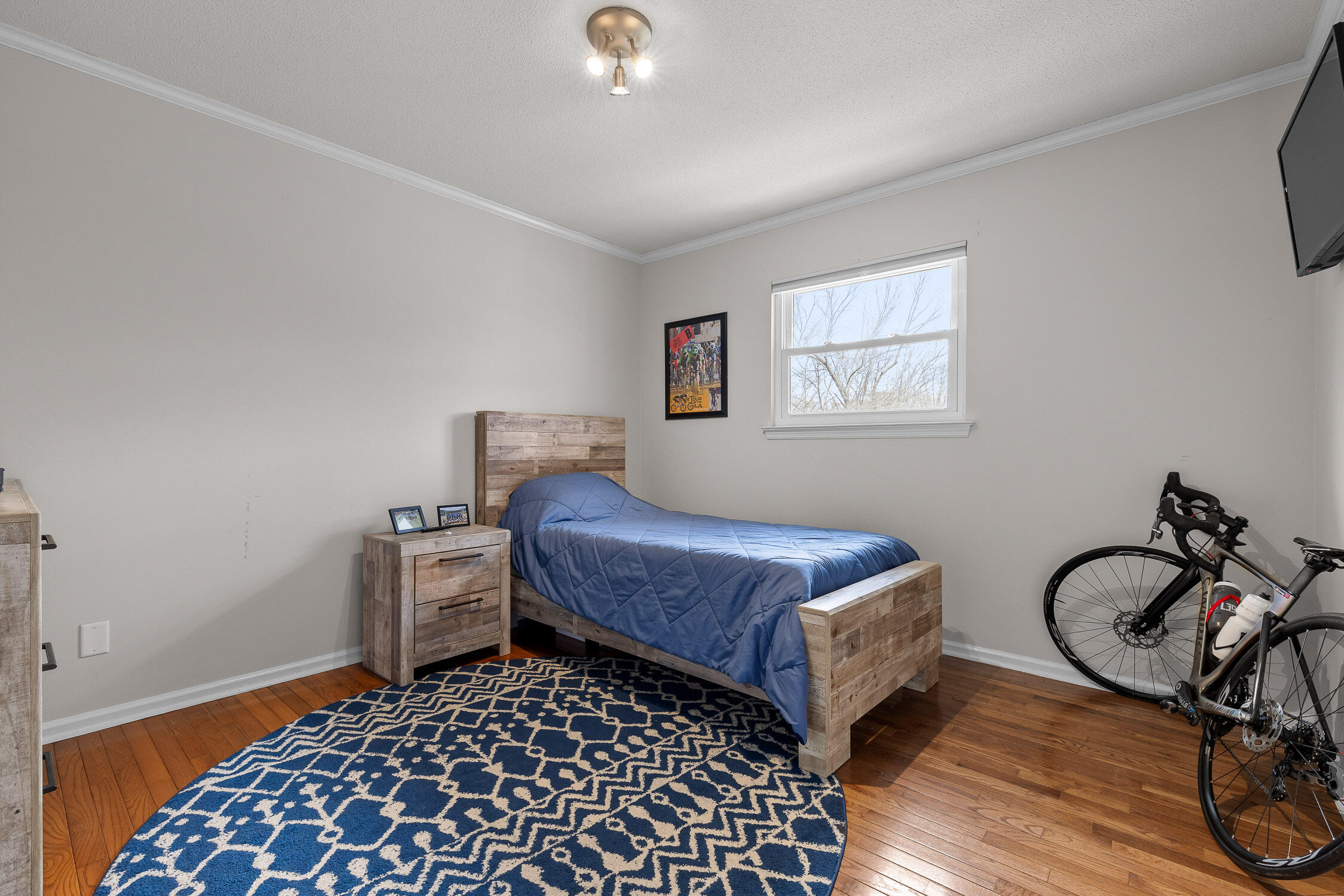 525 Oak Crest Lane