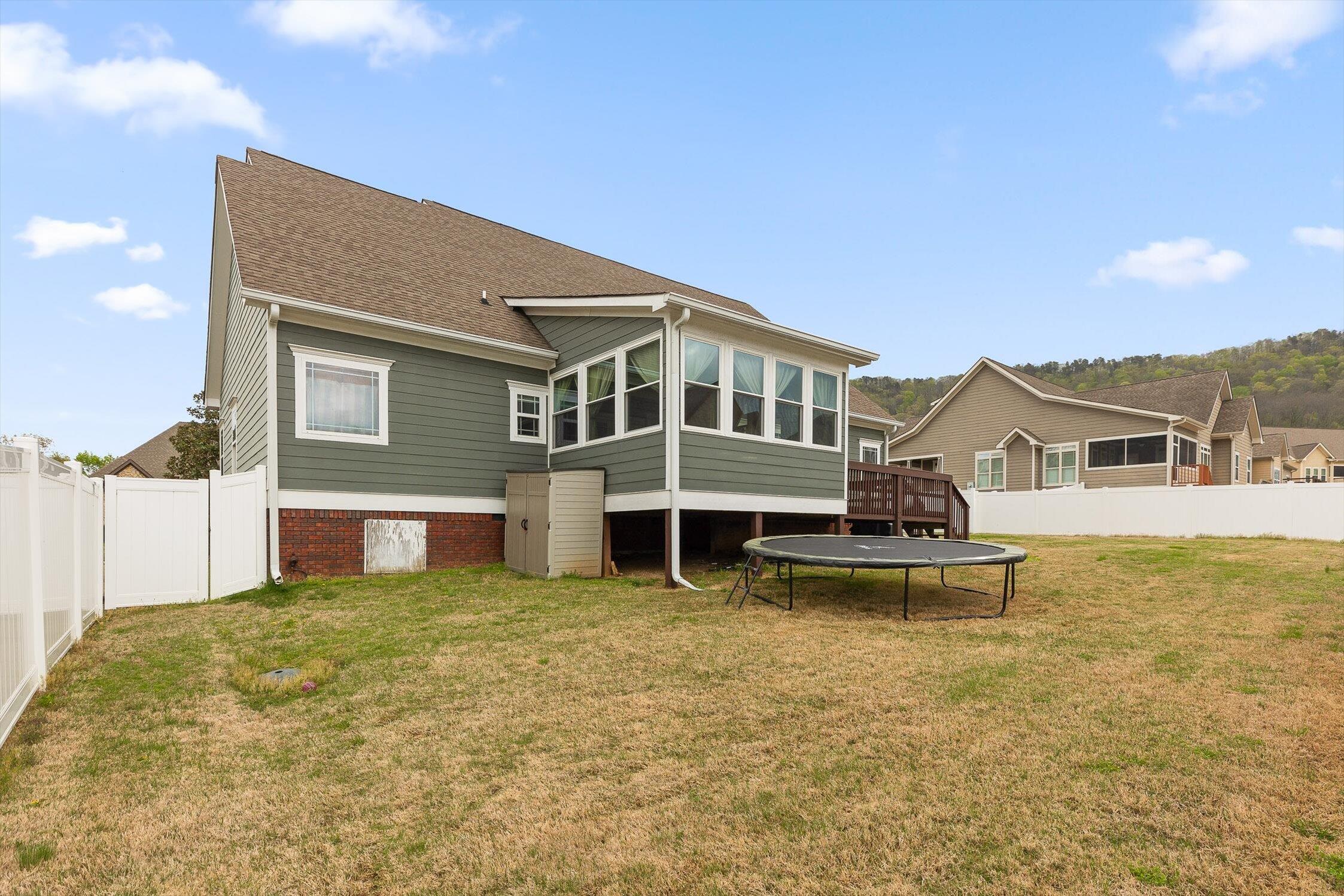 8898 Seven Lakes Drive