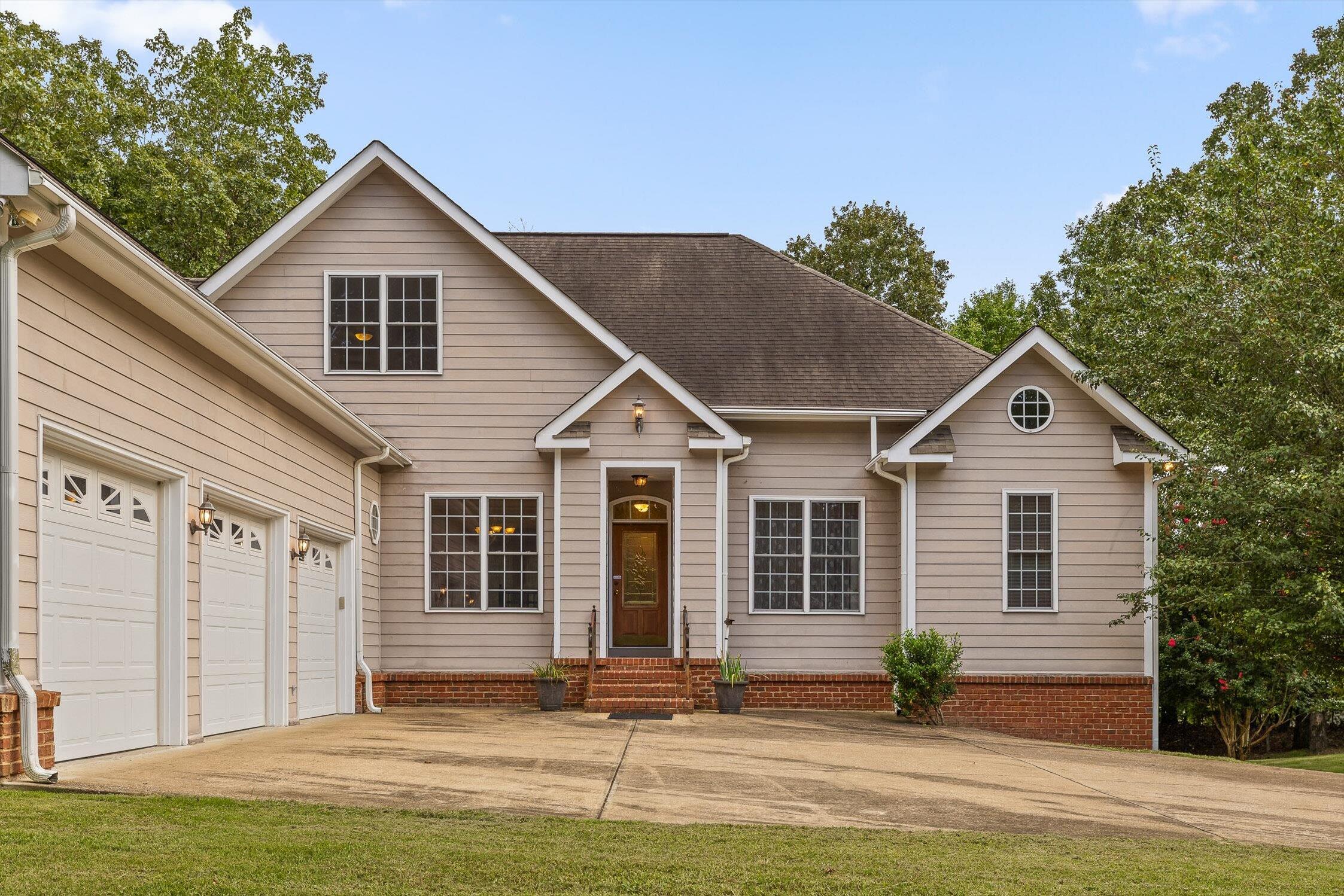 8710 Hidden Branches Road