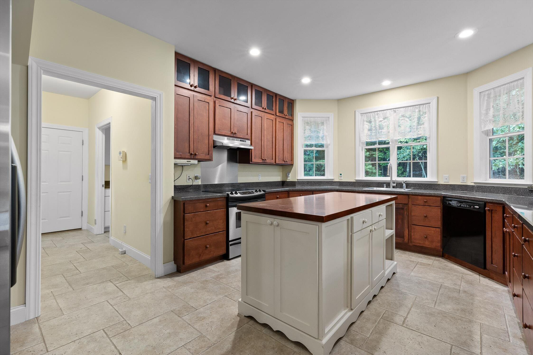 8710 Hidden Branches Road