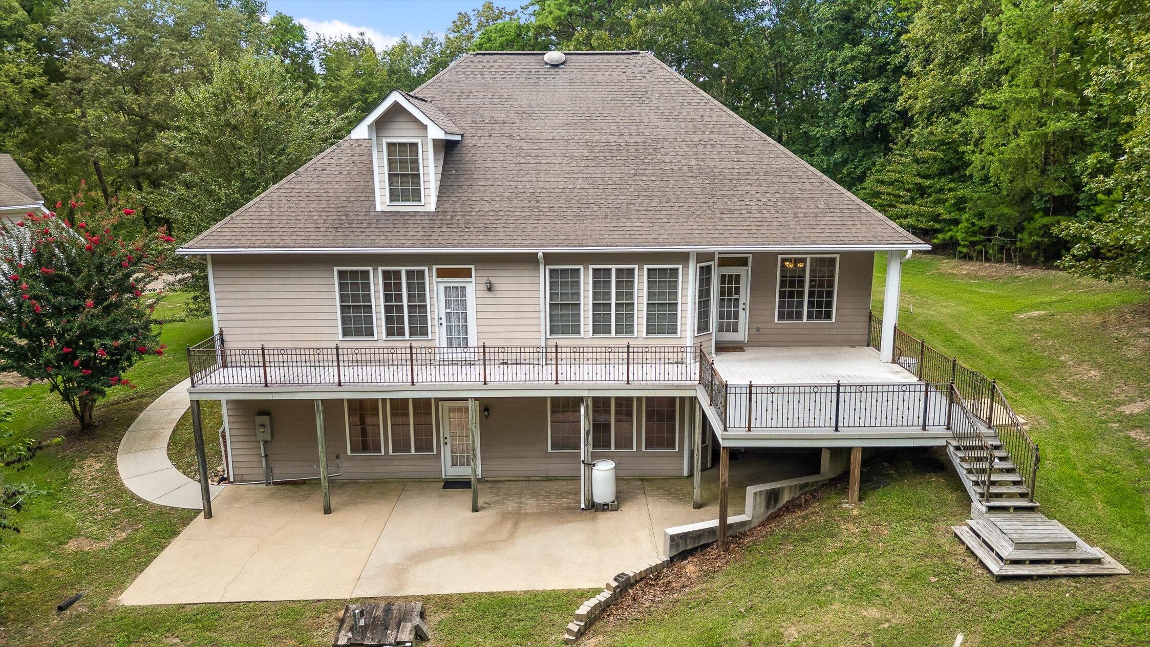8710 Hidden Branches Road