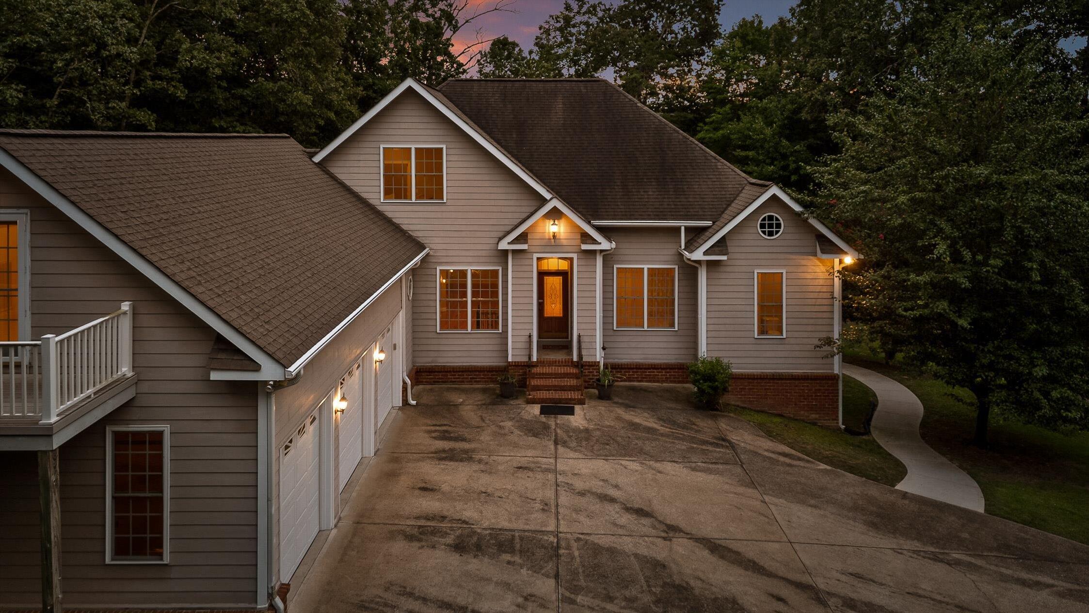 8710 Hidden Branches Road