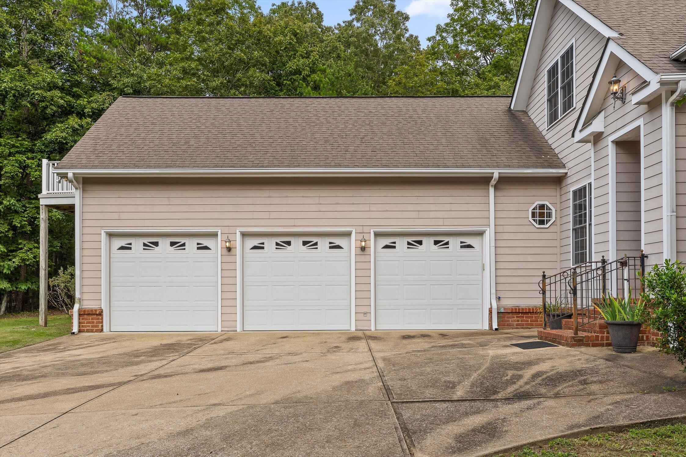 8710 Hidden Branches Road