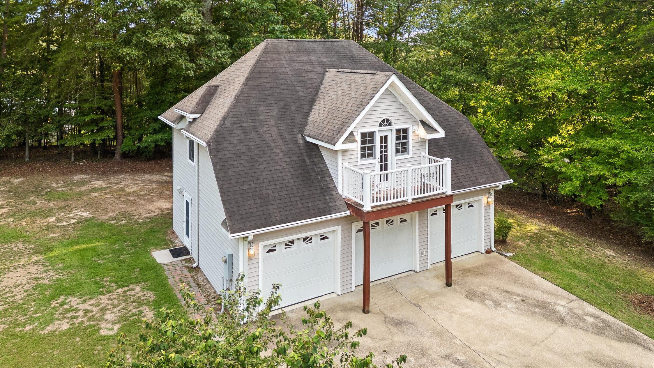 8710 Hidden Branches Road