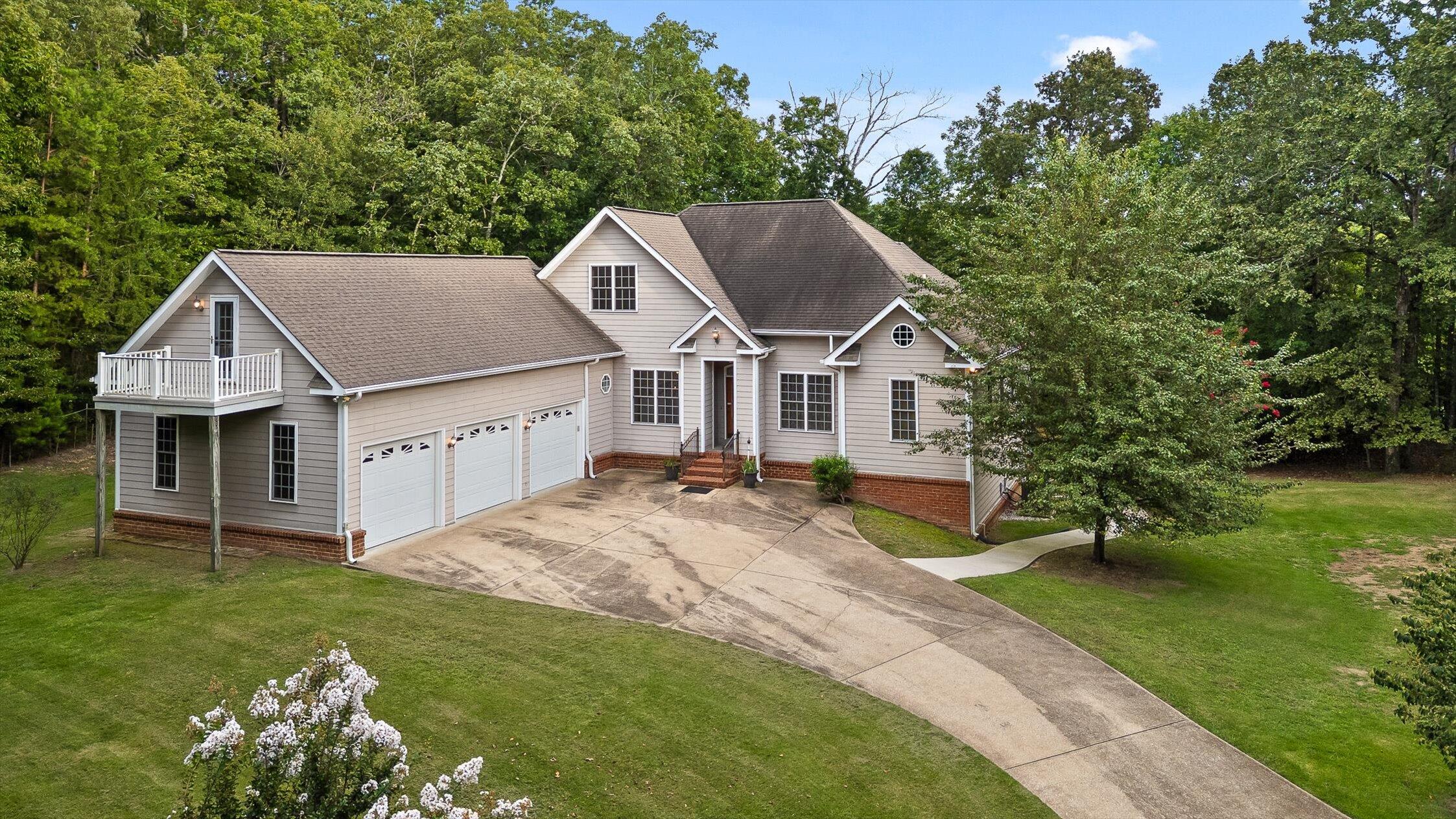 8710 Hidden Branches Road