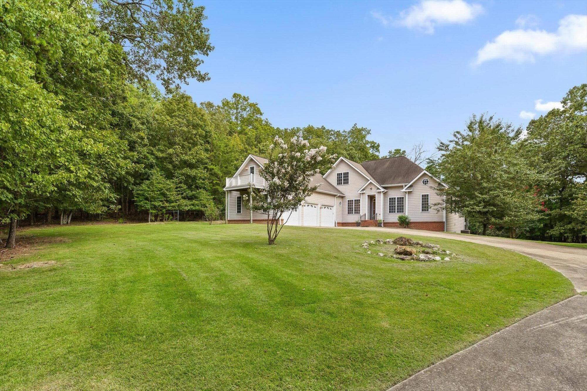 8710 Hidden Branches Road