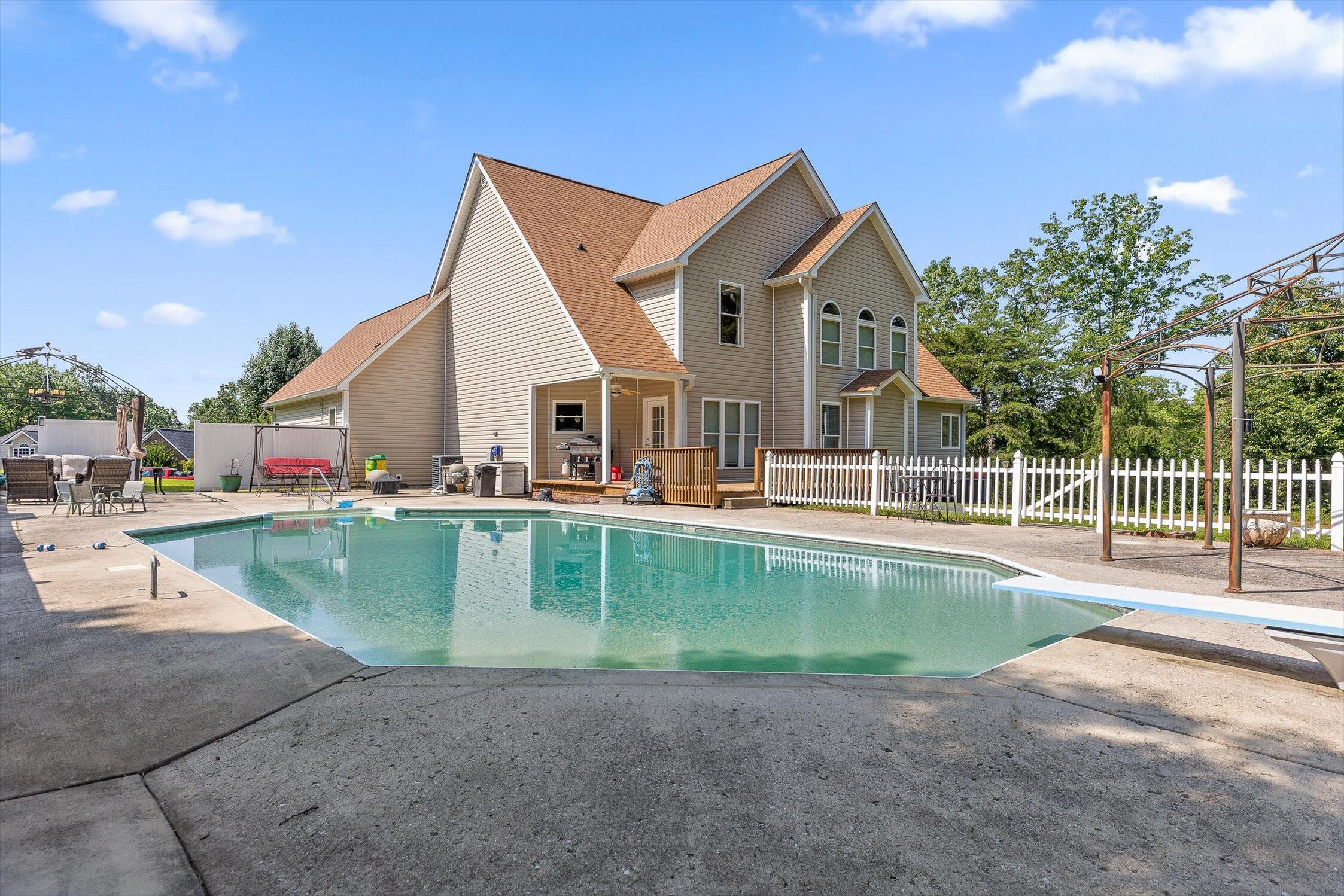 336 Channel Pointe Drive