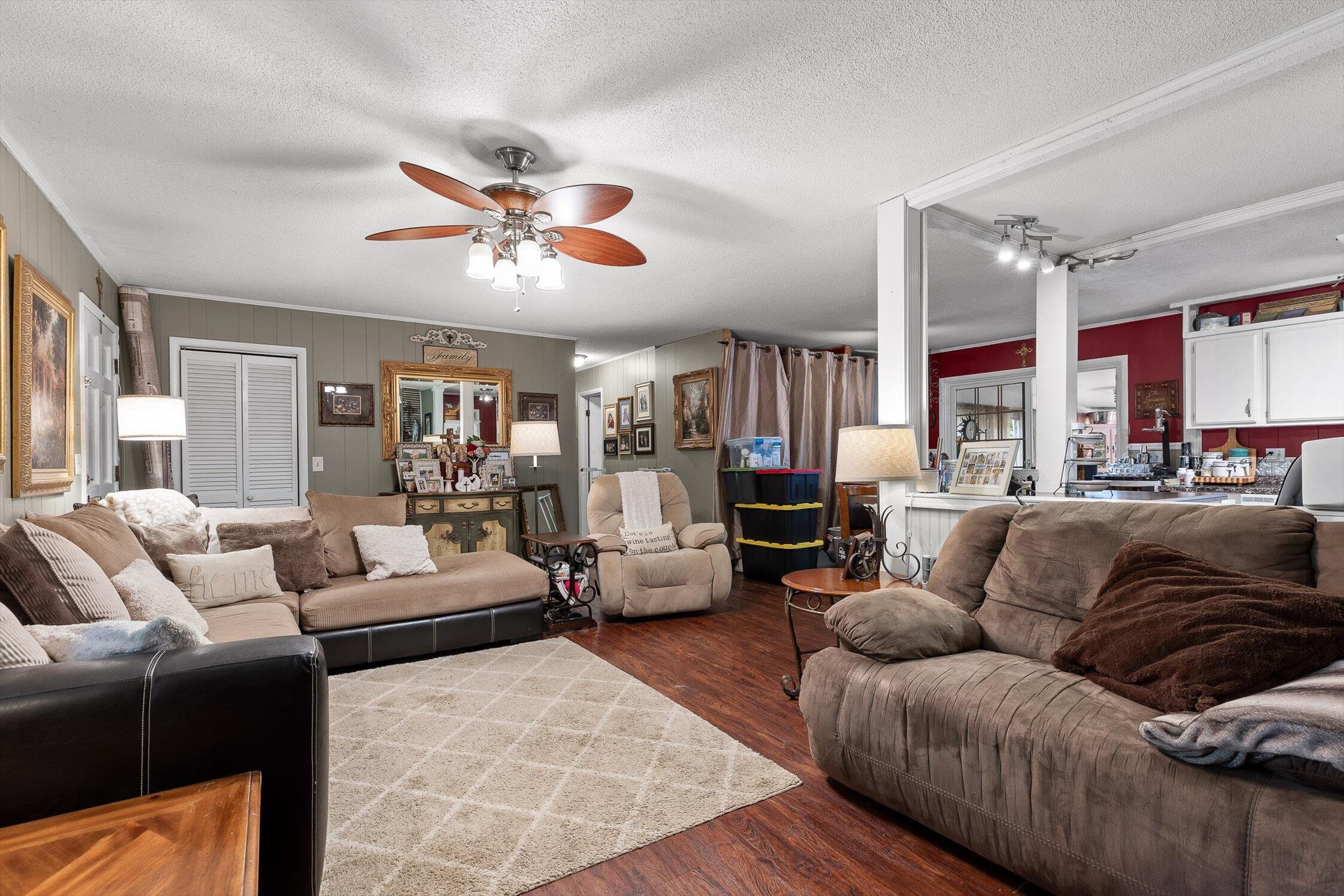 419 Trotters Circle