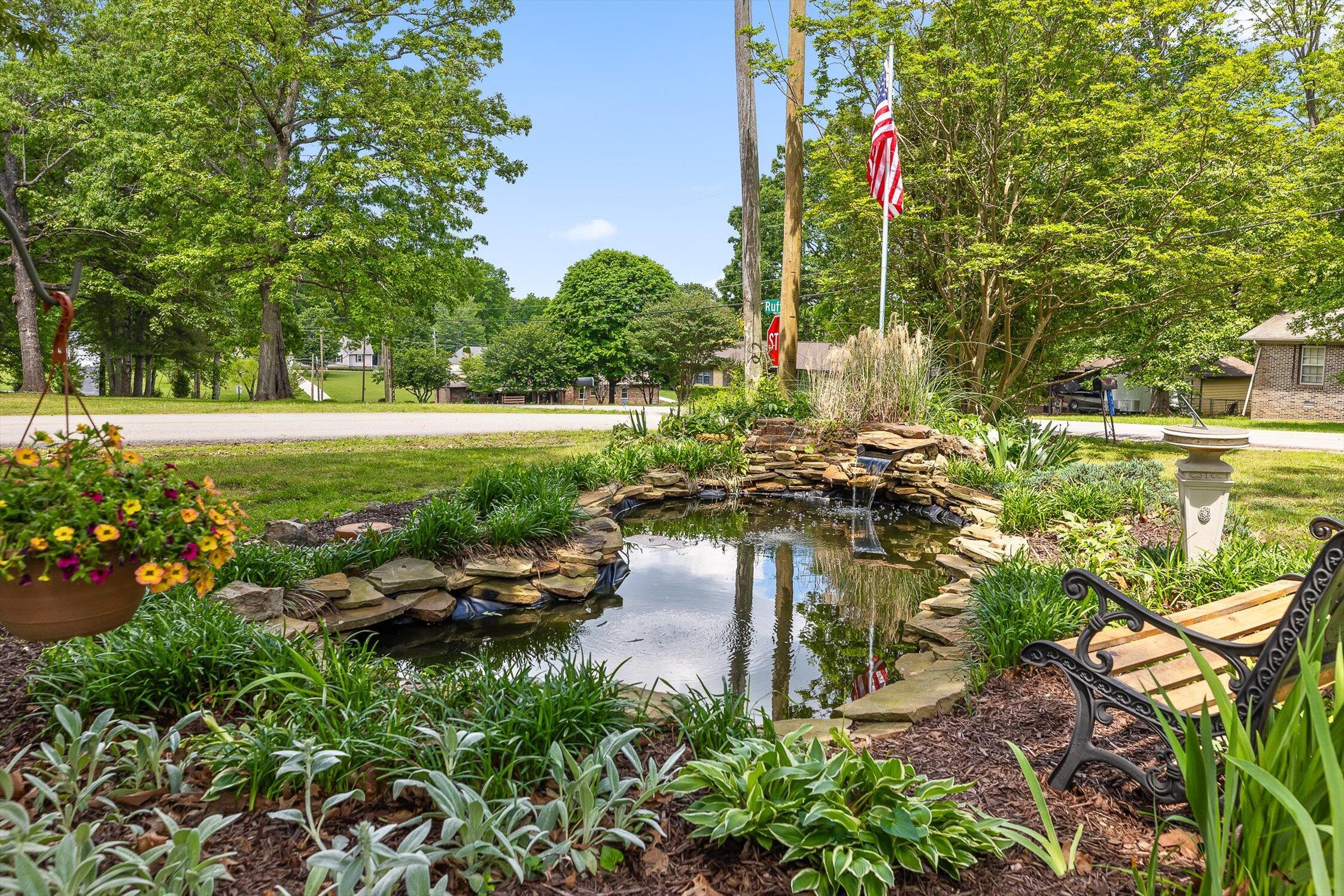 419 Trotters Circle