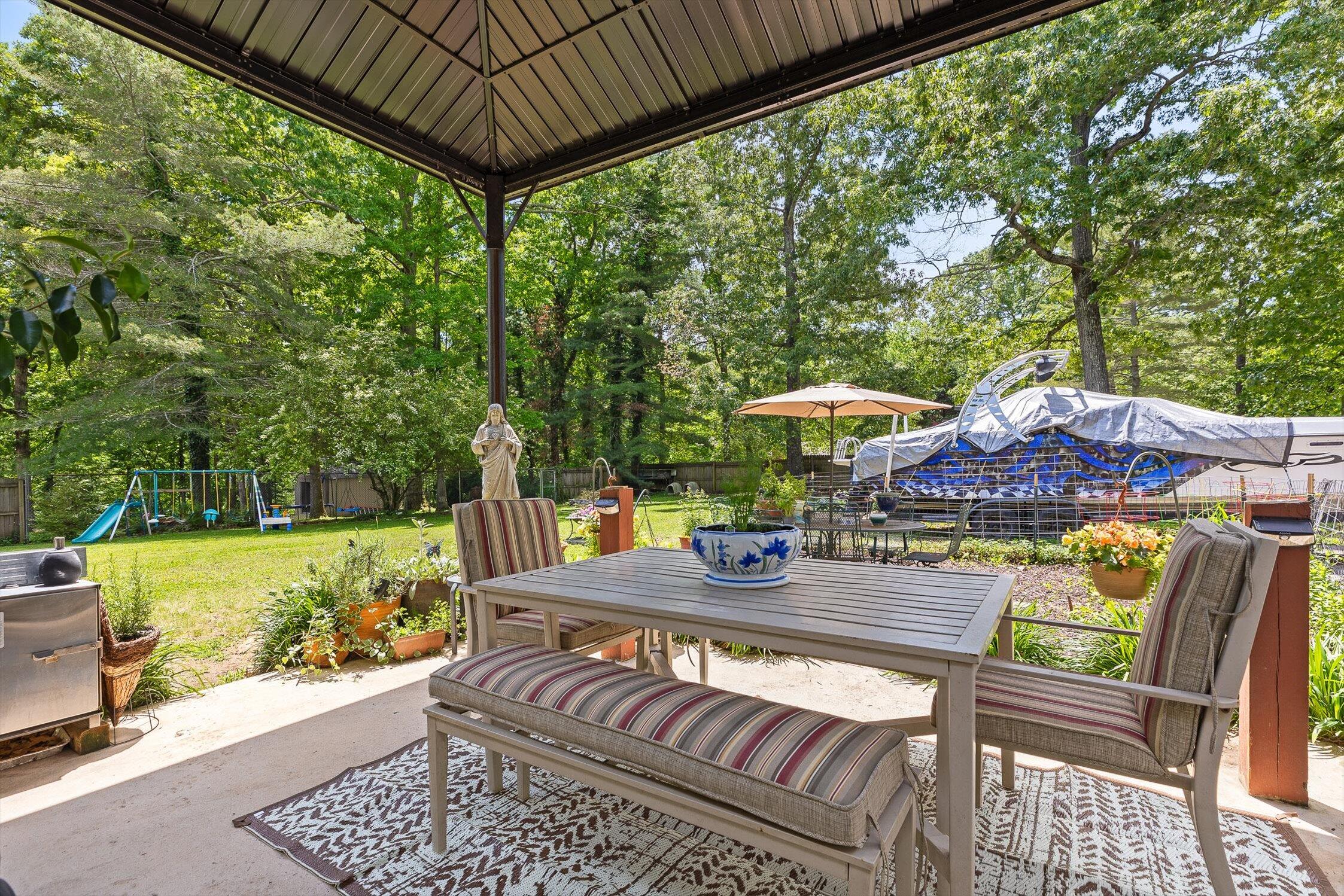 419 Trotters Circle