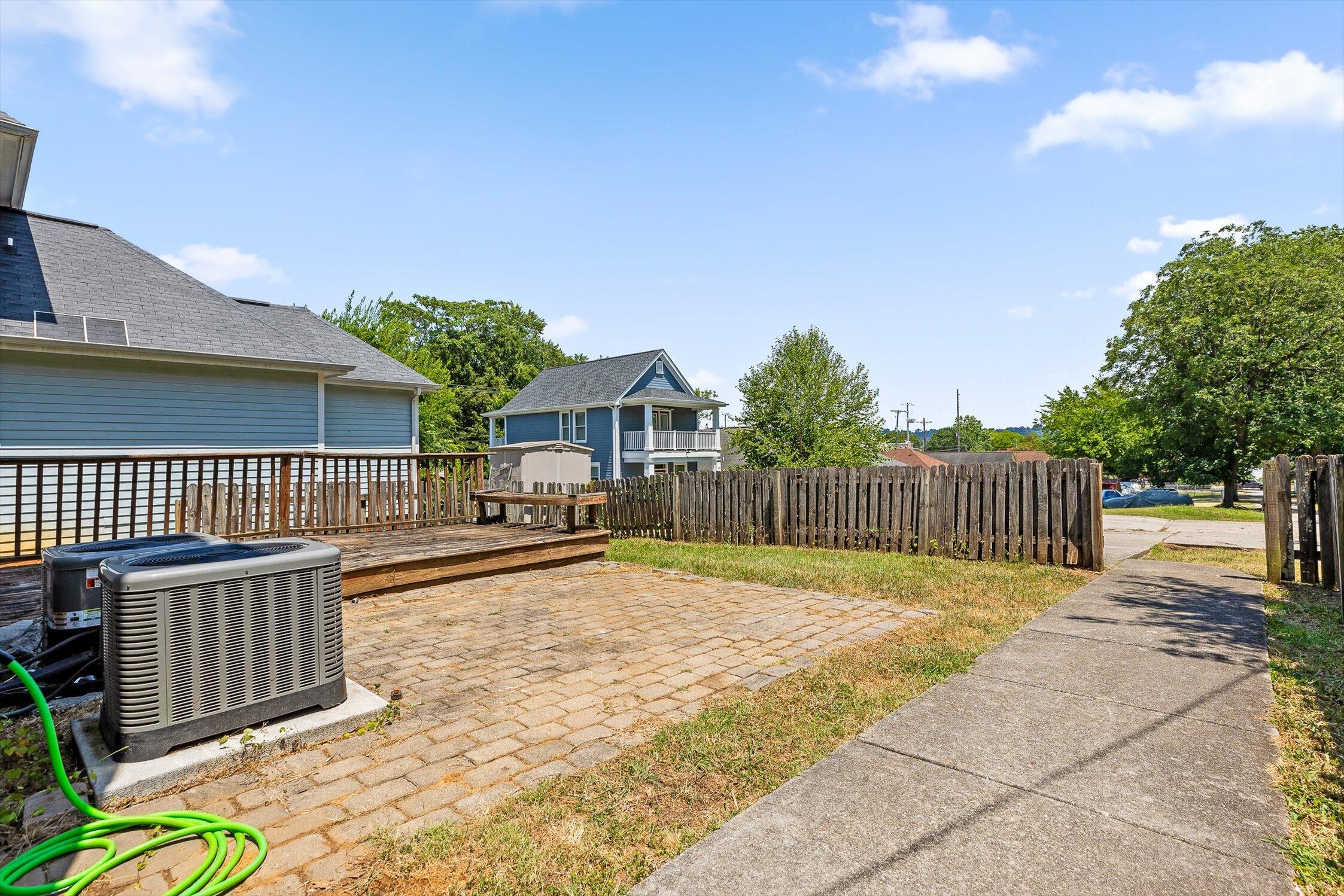 808 Fairview Avenue