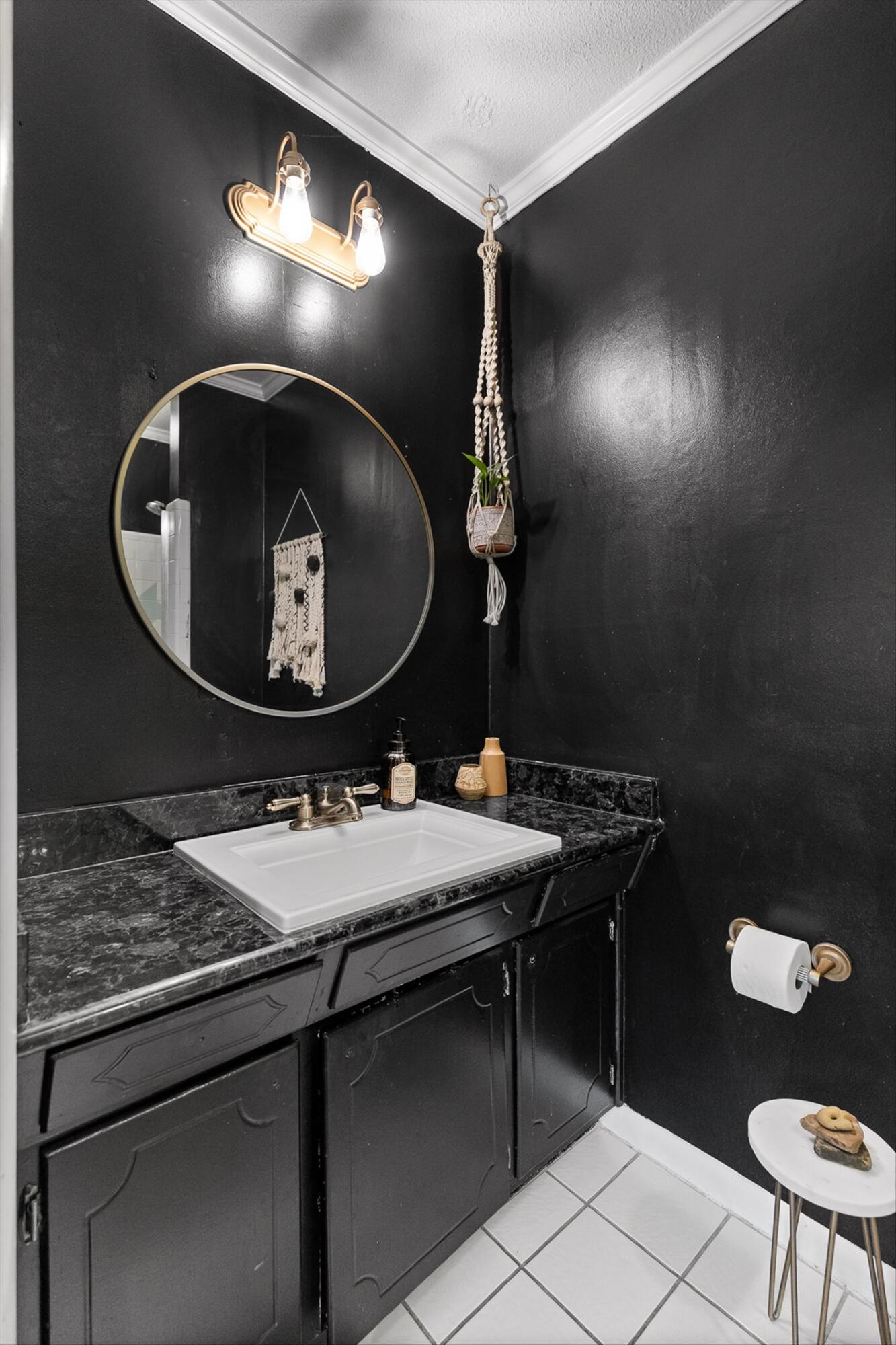 4338 Comet Trail