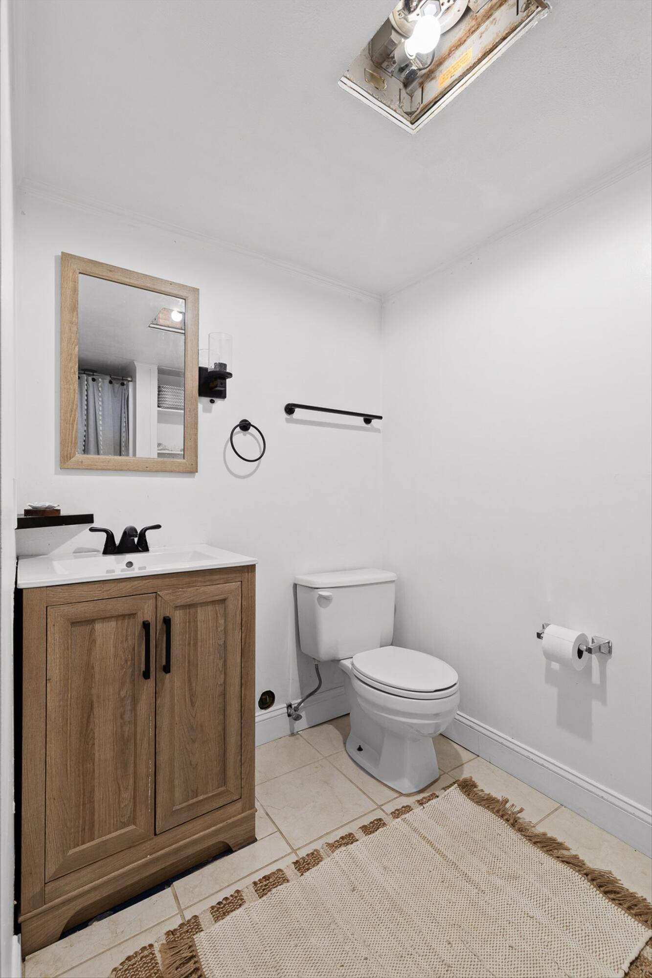 4338 Comet Trail