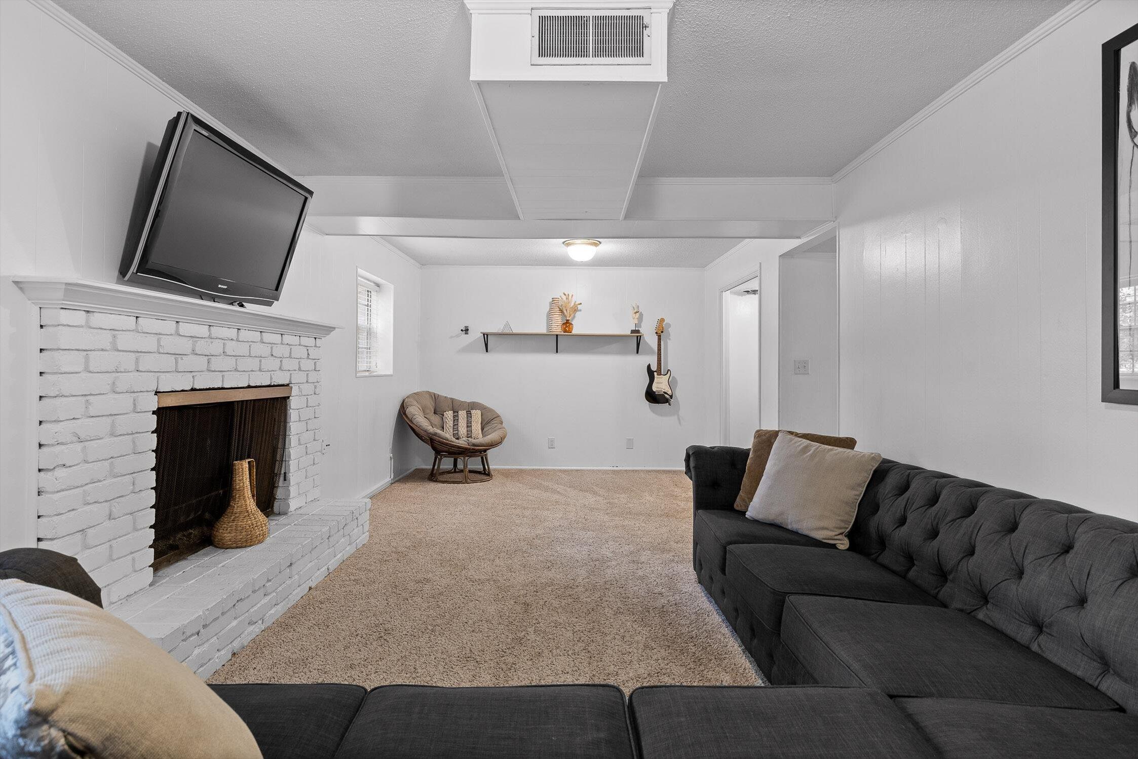 4338 Comet Trail