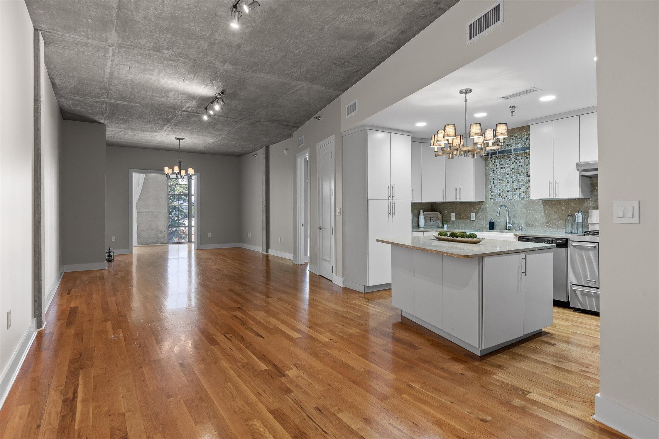 417 Frazier Avenue, 303