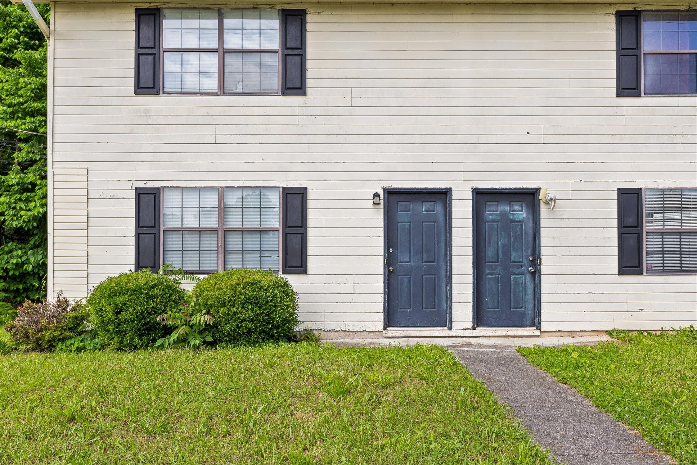 1640 Thrasher Pike