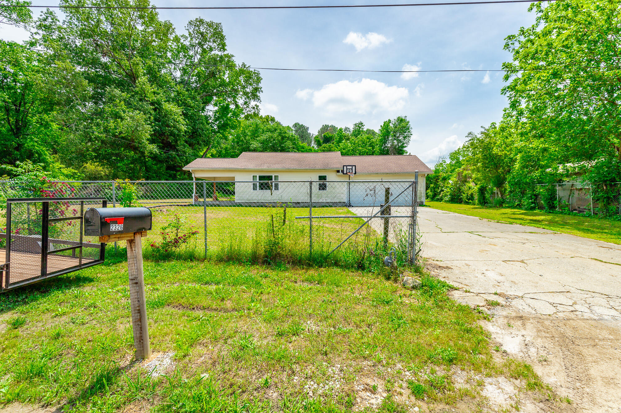 2326 Epperson Drive