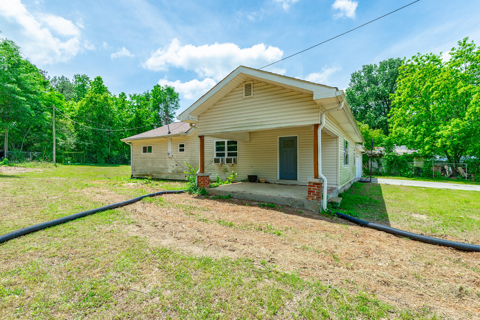 2326 Epperson Drive