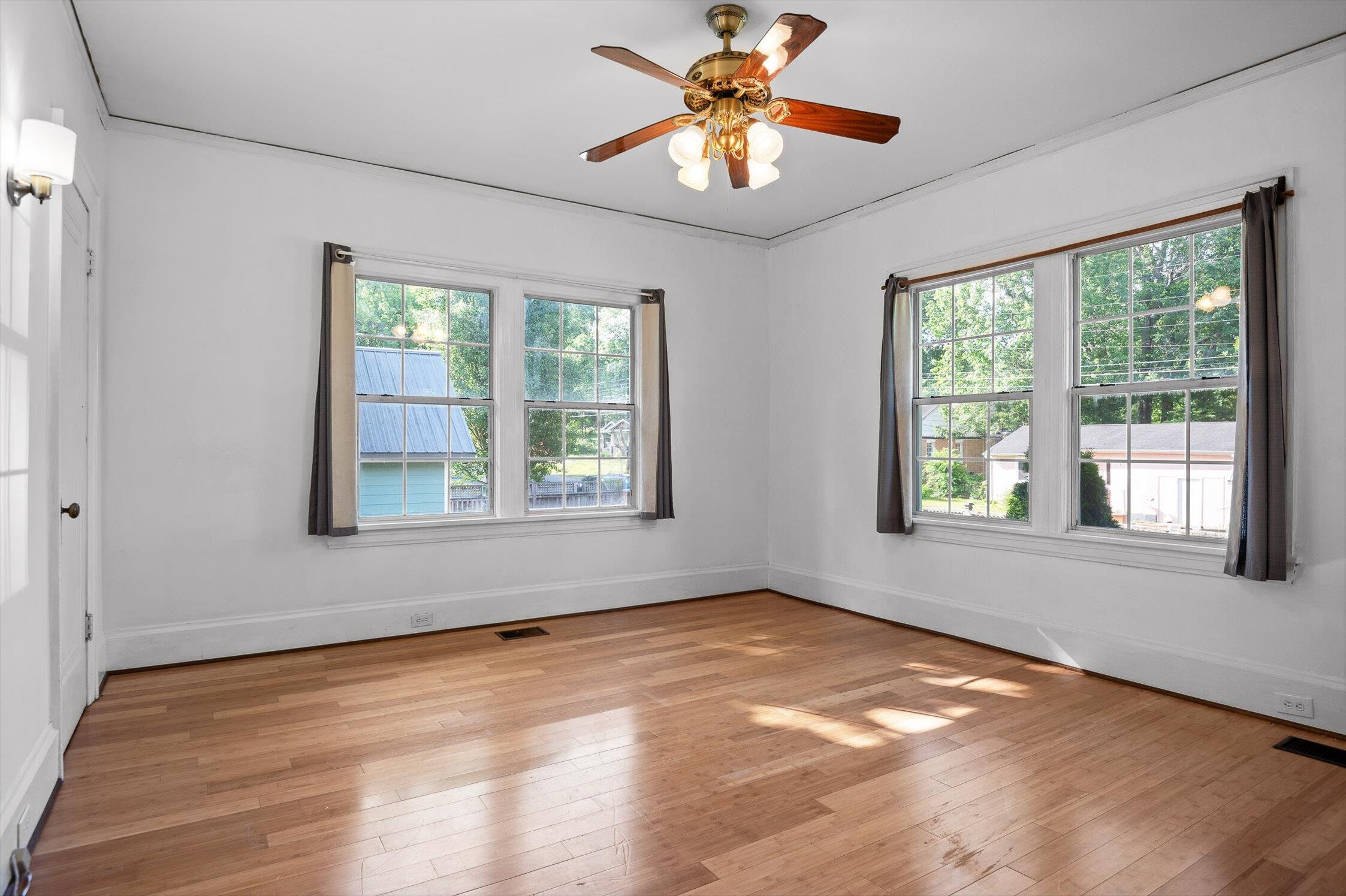 252 Glenwood Drive