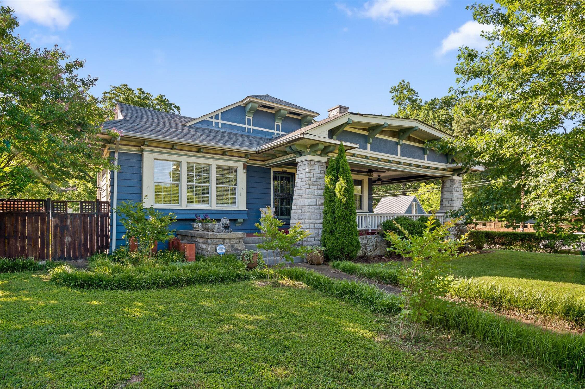 252 Glenwood Drive