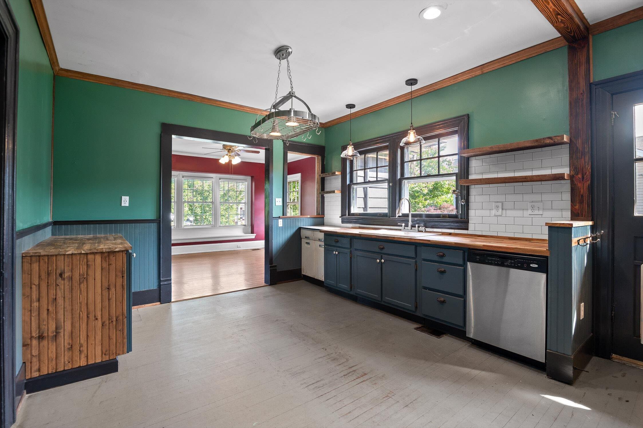 252 Glenwood Drive