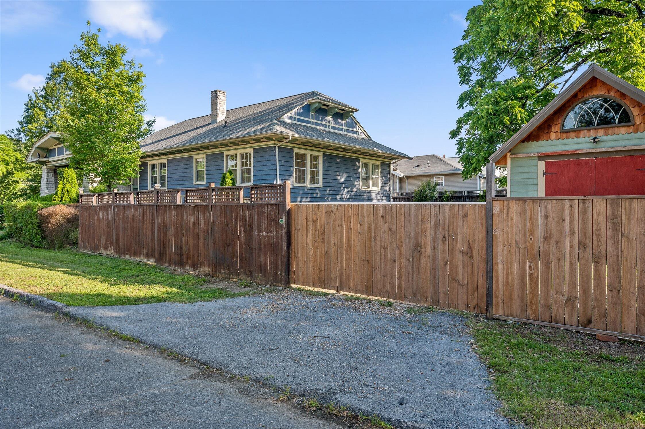 252 Glenwood Drive