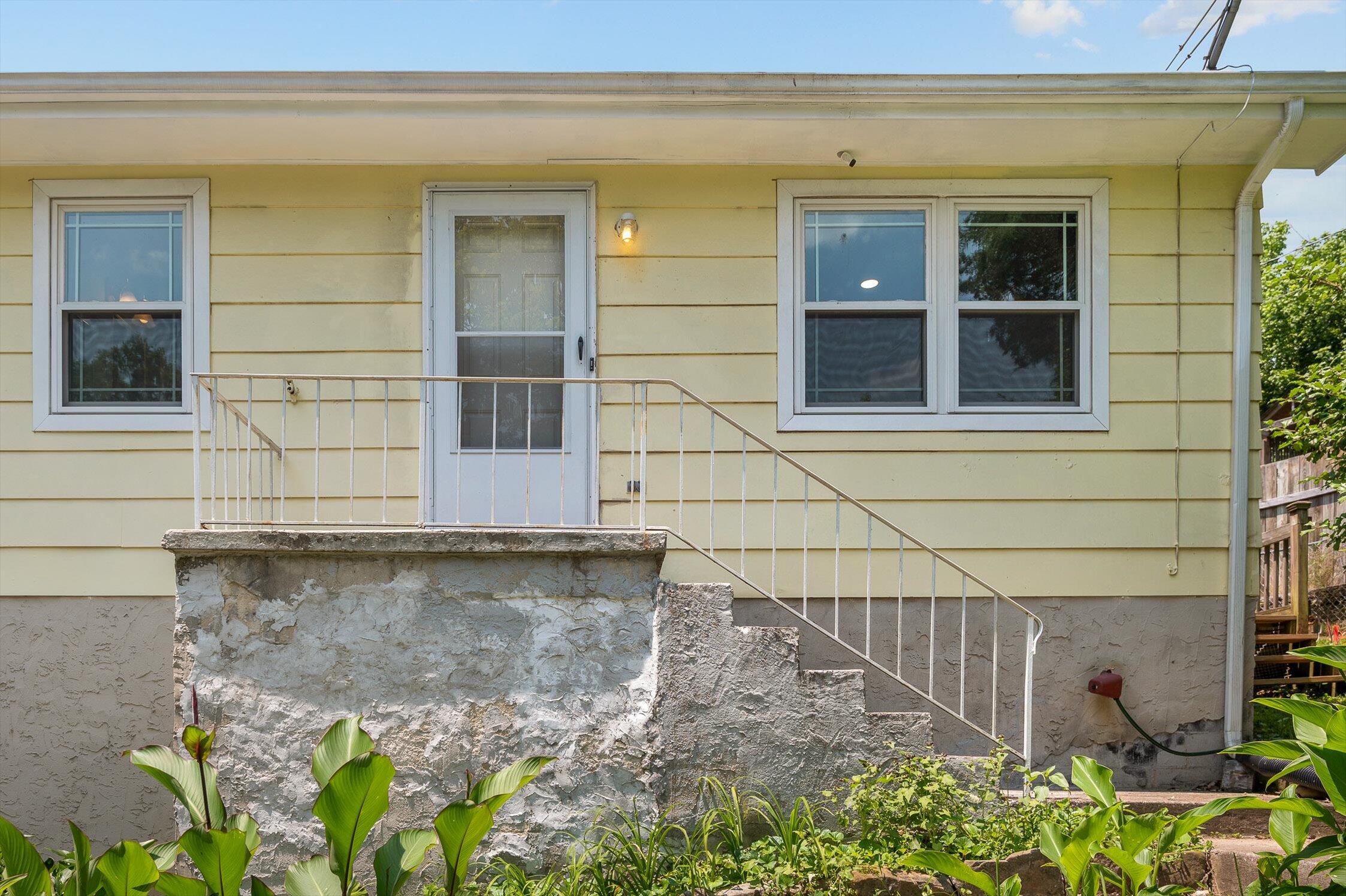 6557 Esquire Drive