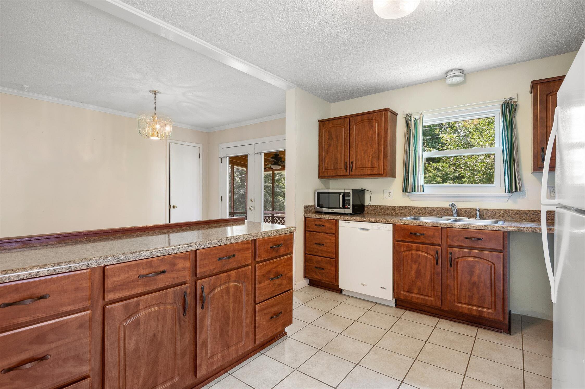 6557 Esquire Drive