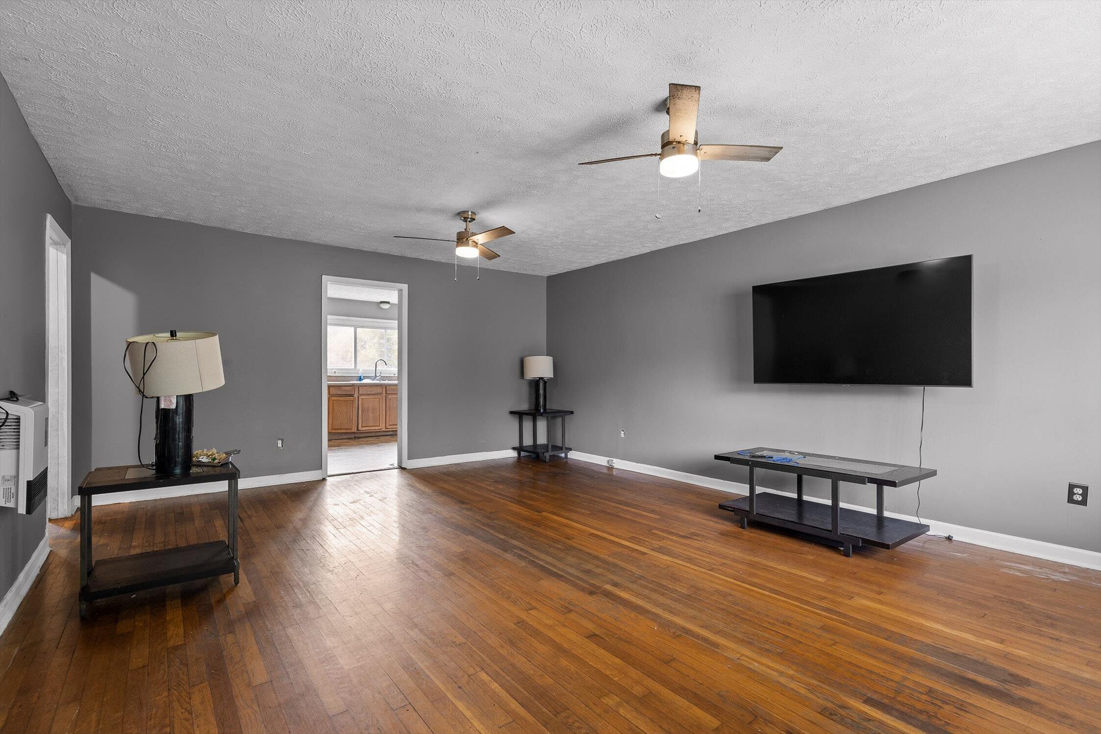 608 Parkview Drive
