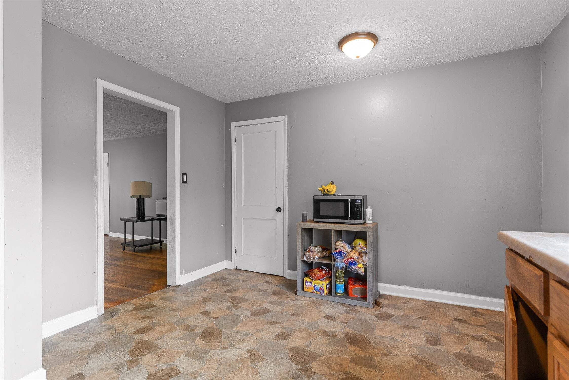 608 Parkview Drive