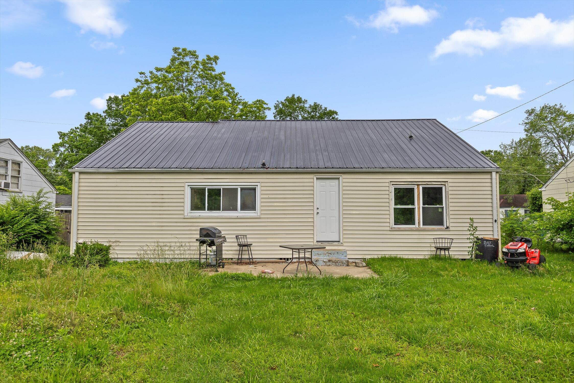 608 Parkview Drive