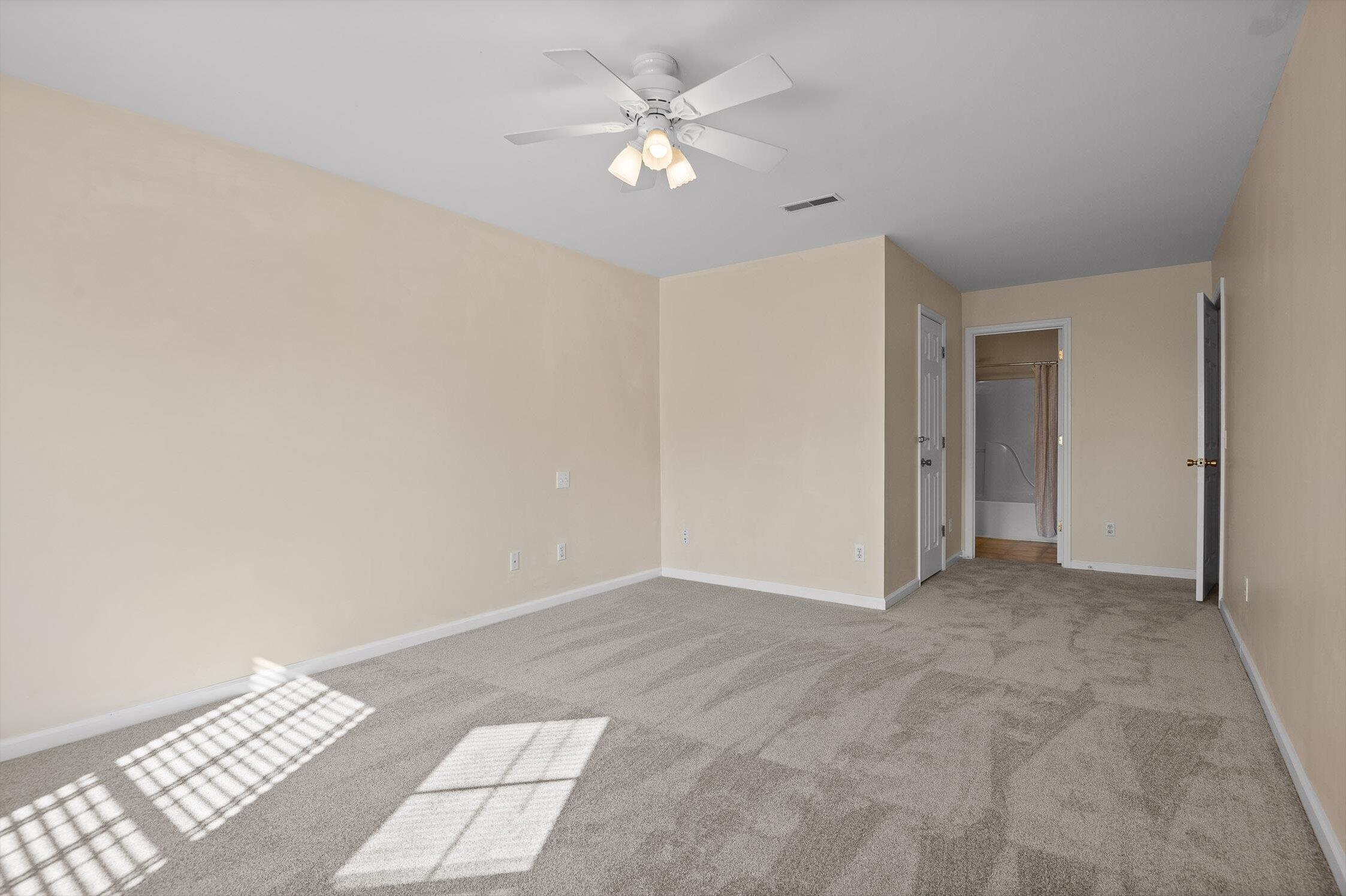 6585 Hickory Trace Circle
