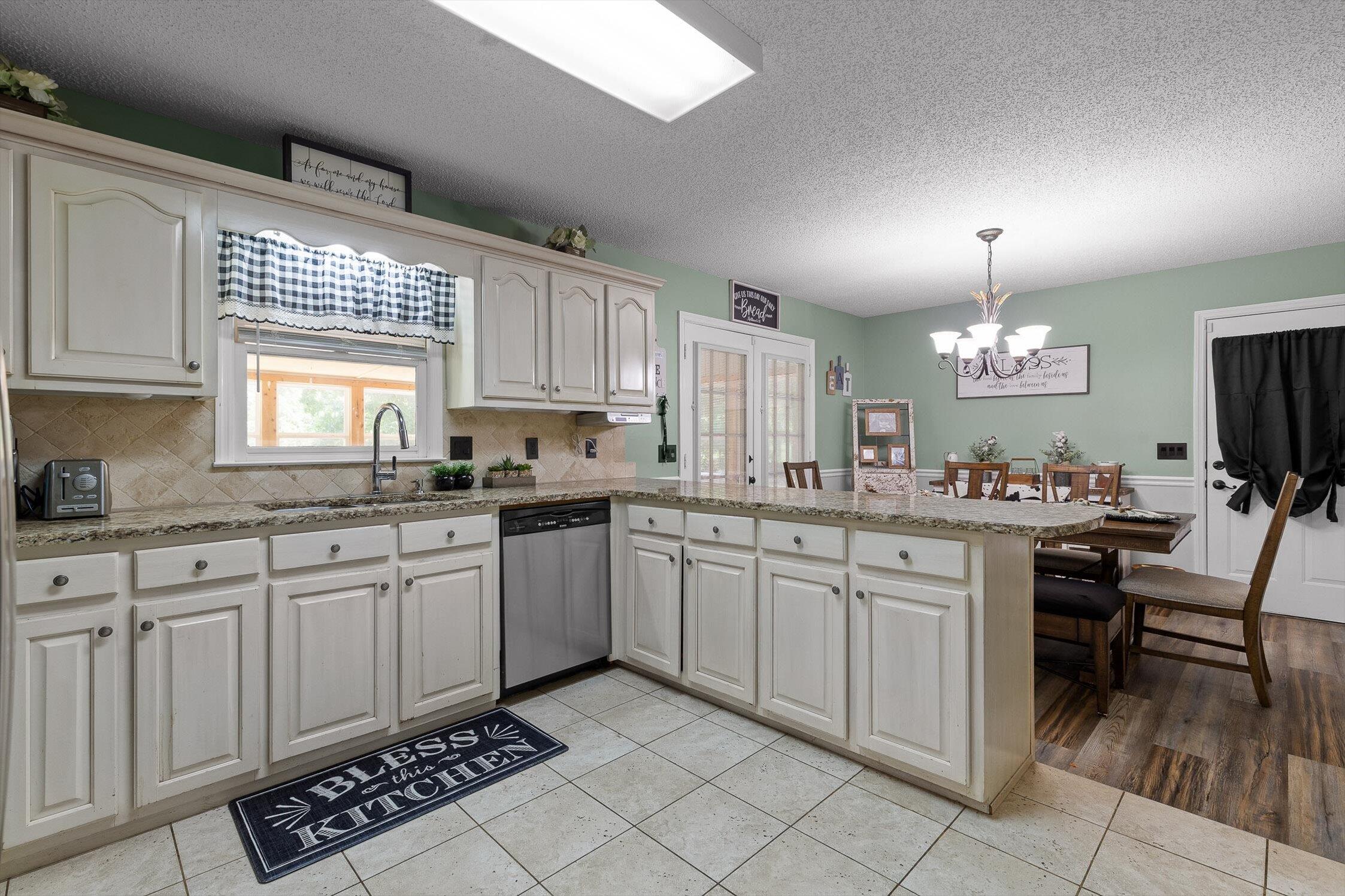 1062 Laura Drive