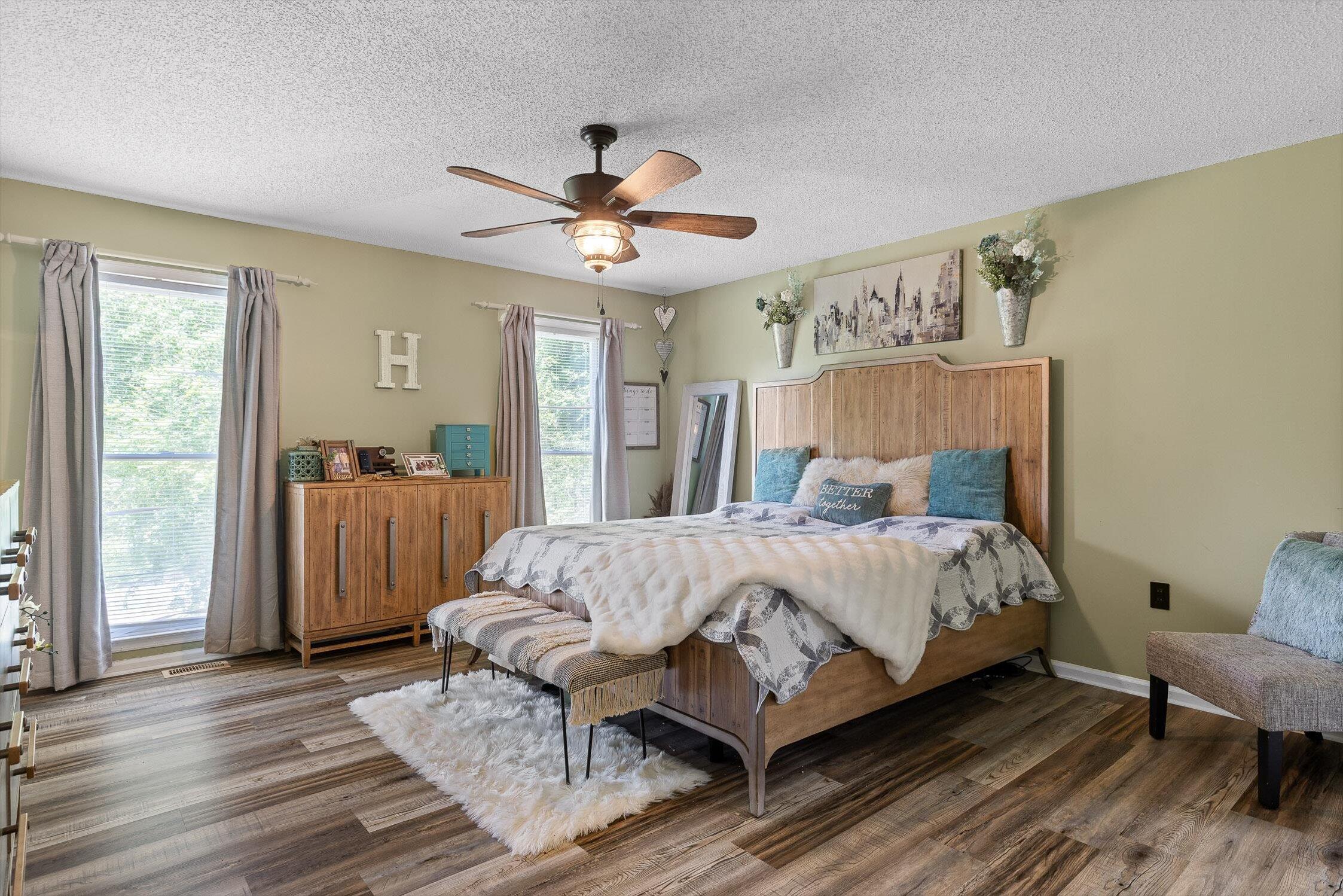 1062 Laura Drive