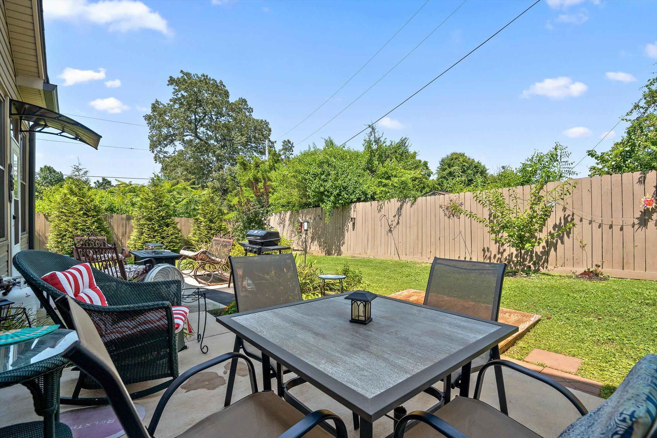 77 Peachstone Lane