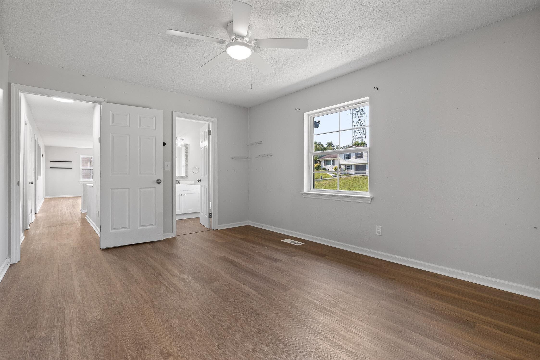 4726 Tarpon Trail