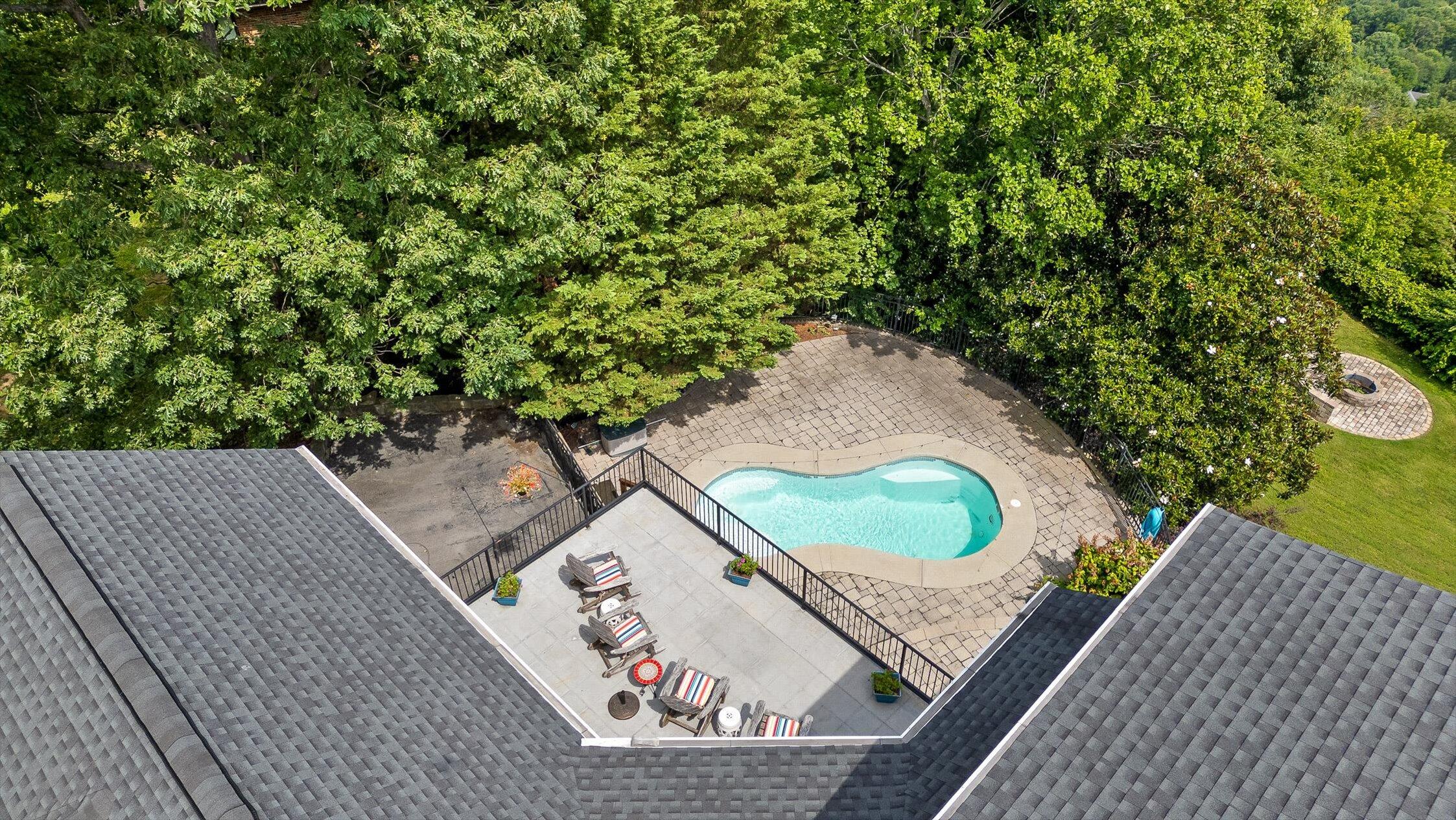 212 N Palisades Drive