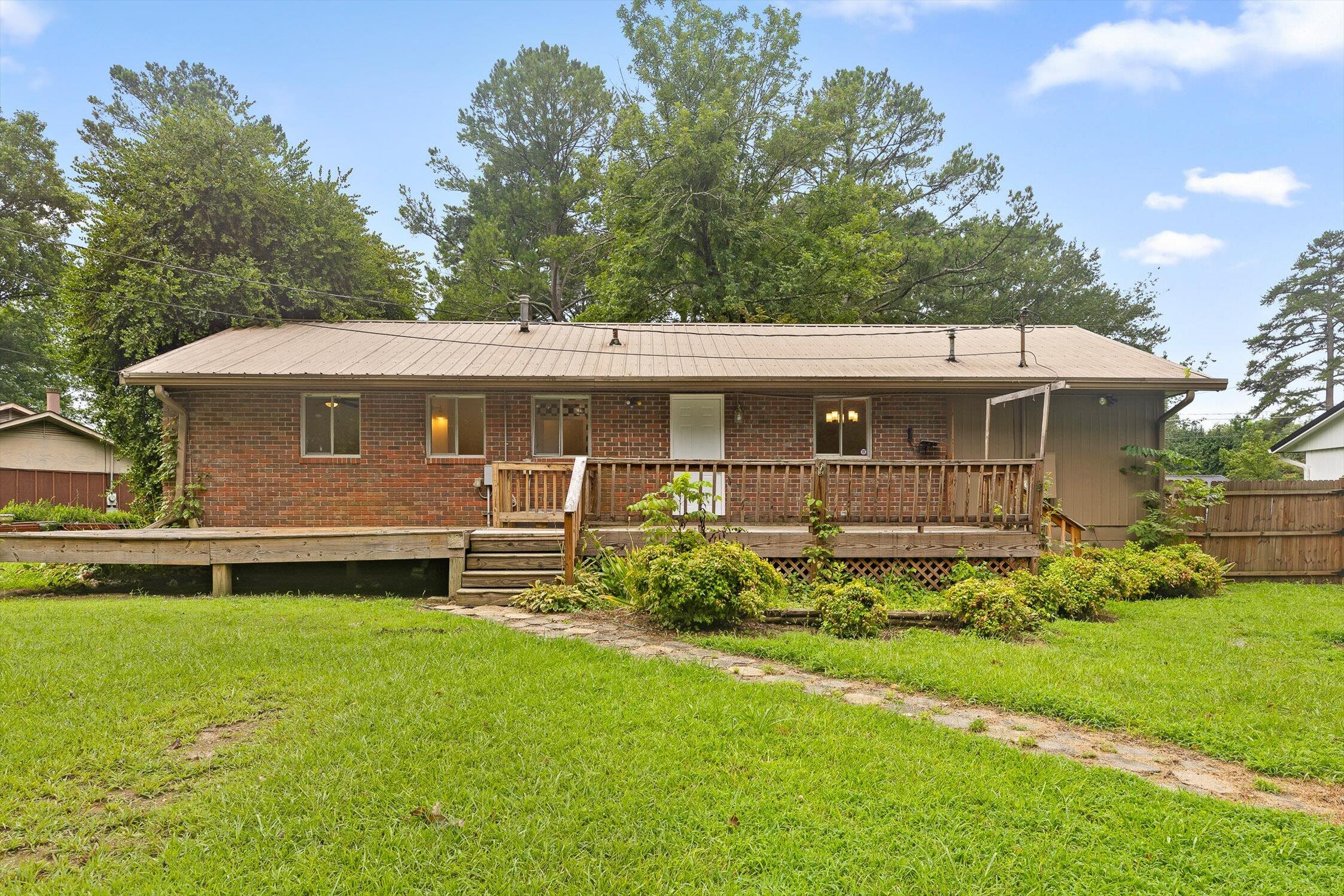 221 Chota Circle, LaFayette
