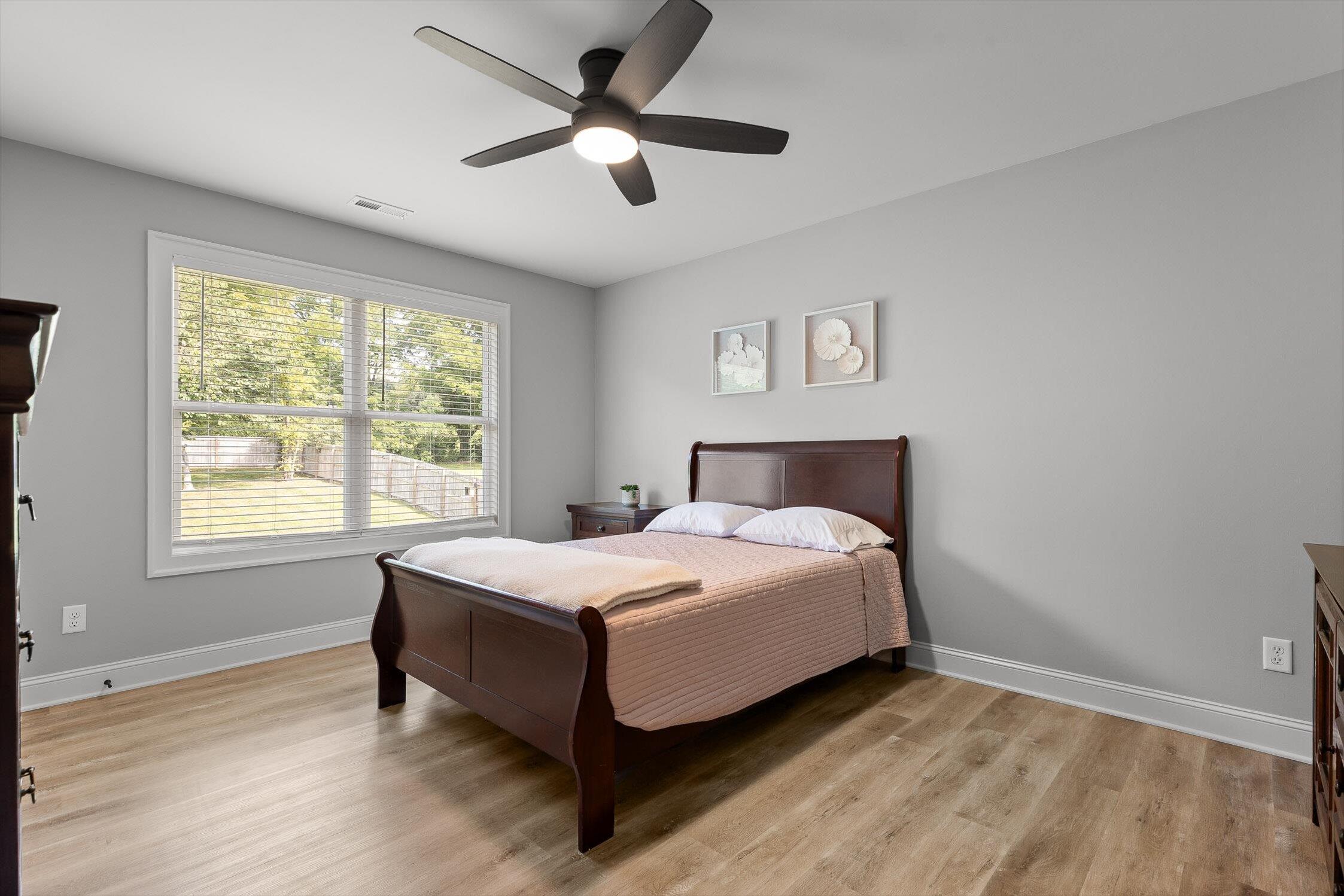 8665 Woodbury Acre Court