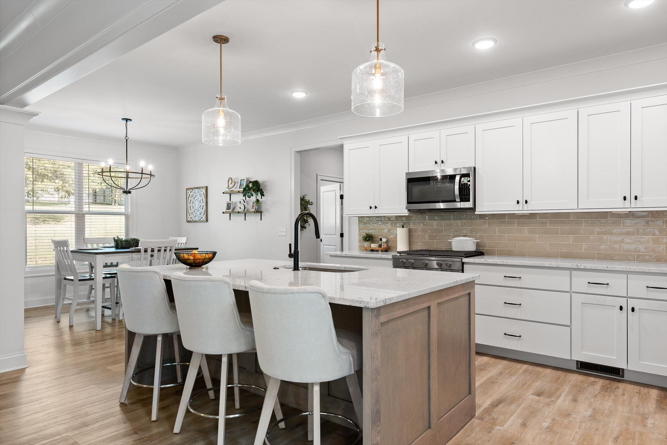 8665 Woodbury Acre Court