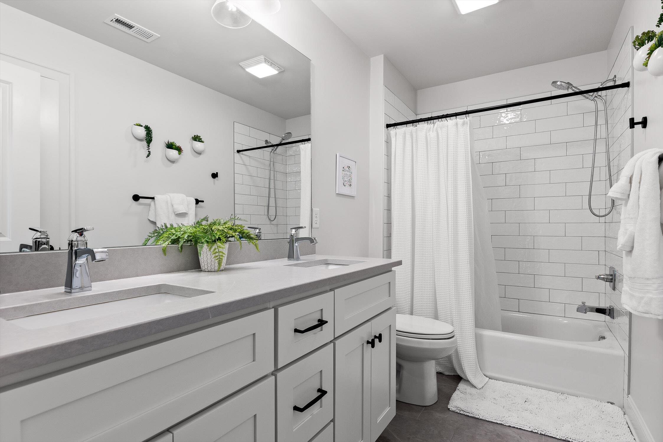 8665 Woodbury Acre Court