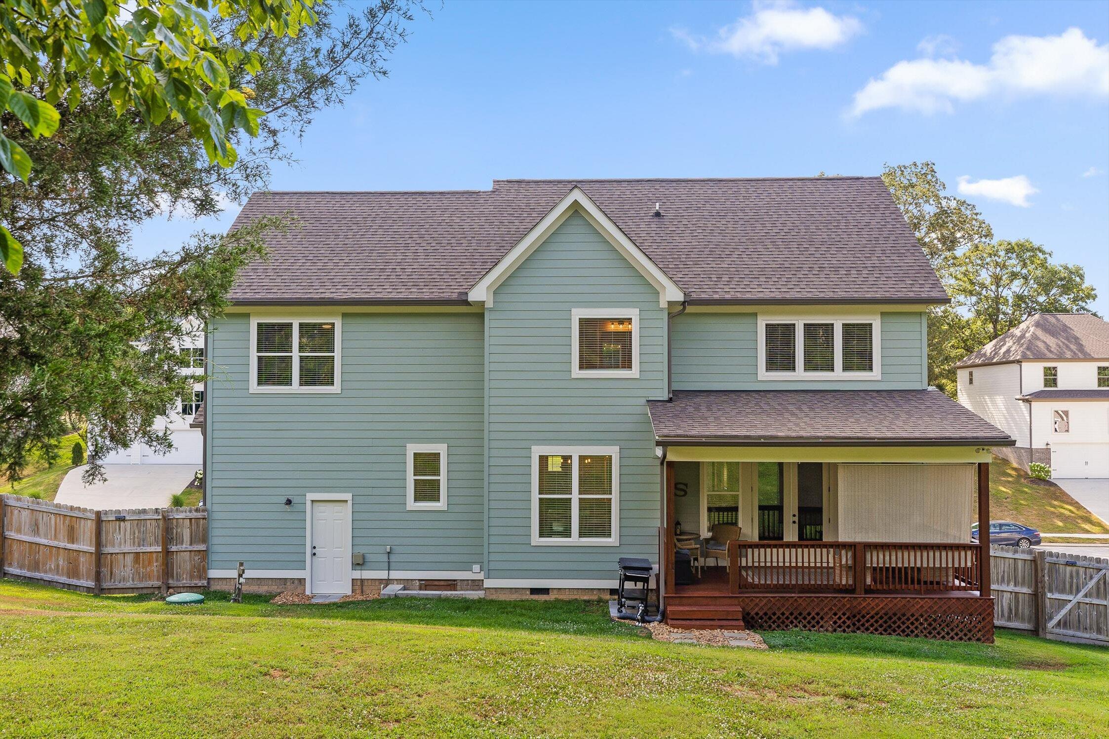 8665 Woodbury Acre Court