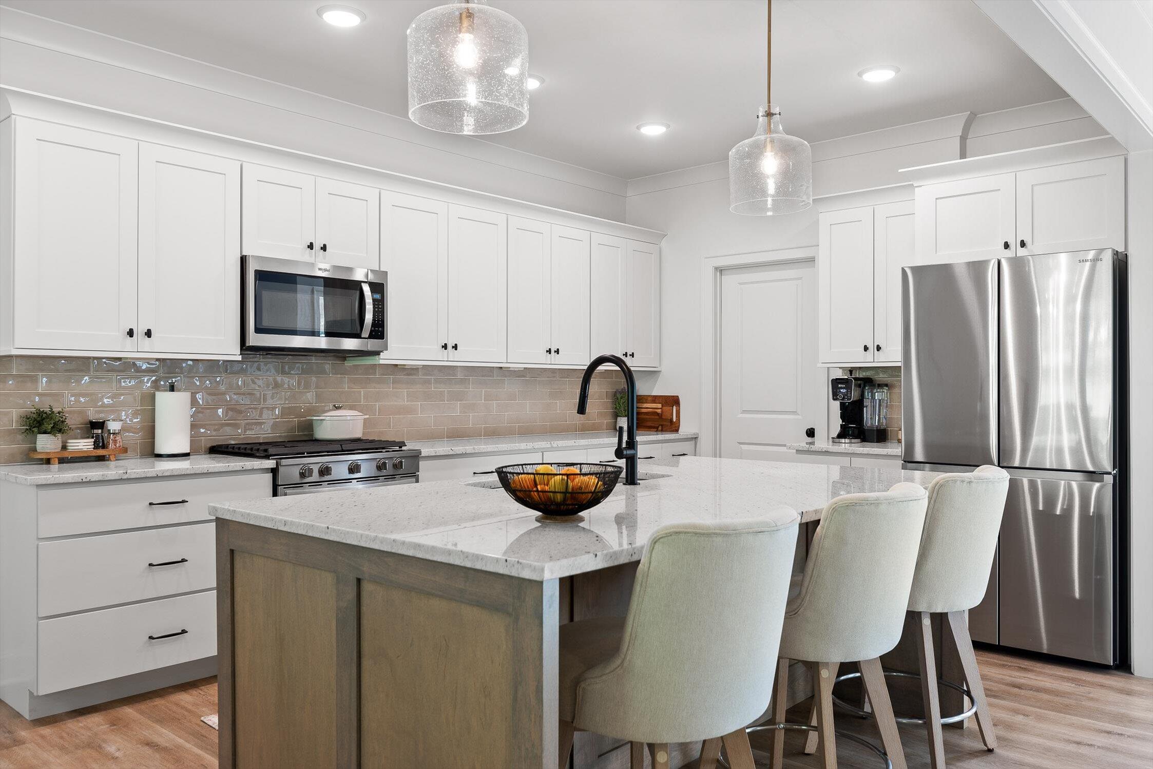 8665 Woodbury Acre Court